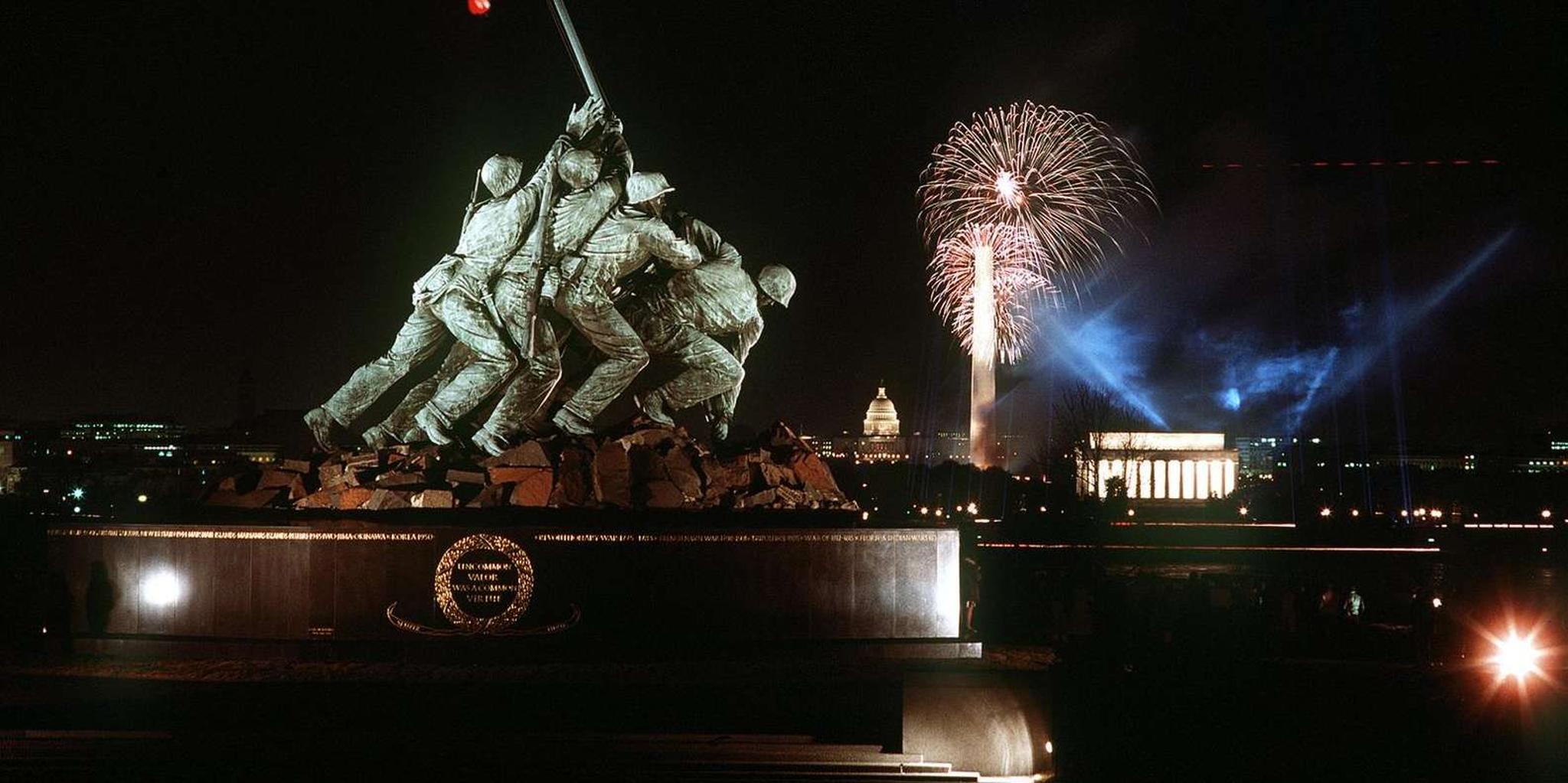 Washington DC Night Monuments Tour