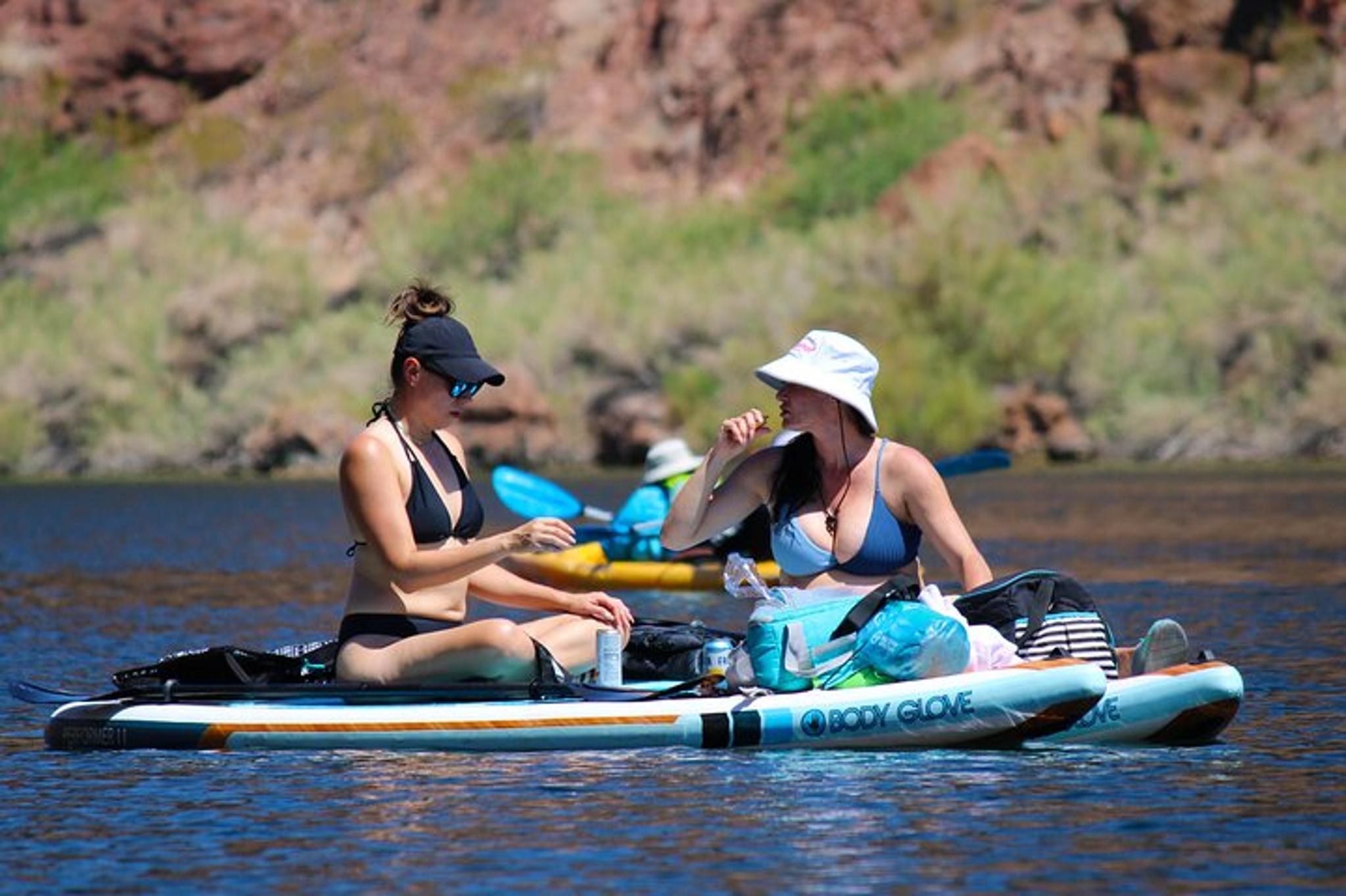 Willow Beach Paddleboard Rental on the Colorado River - Image 2