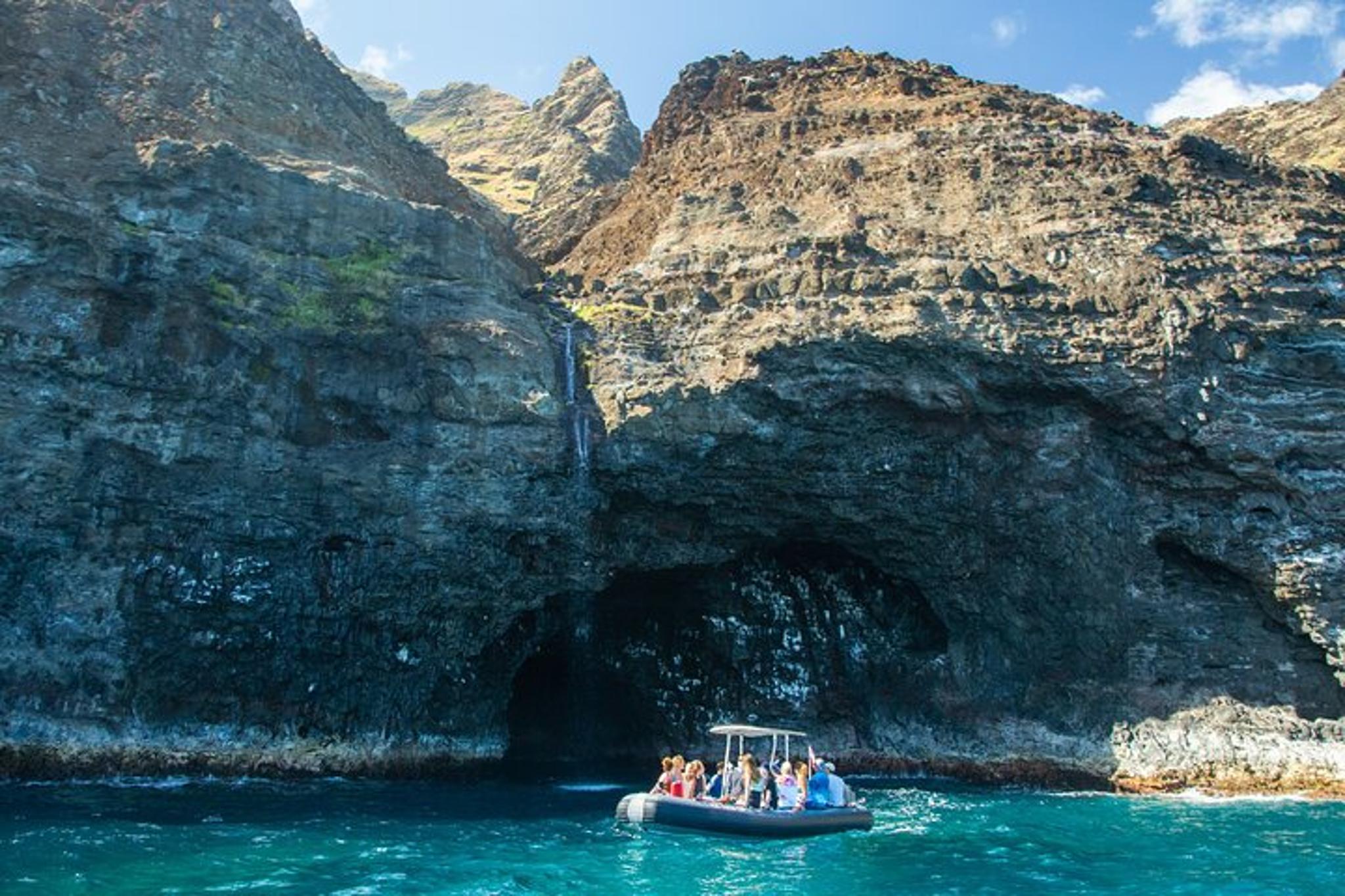Kauai Raft Expedition with Beach Landing - Image 4