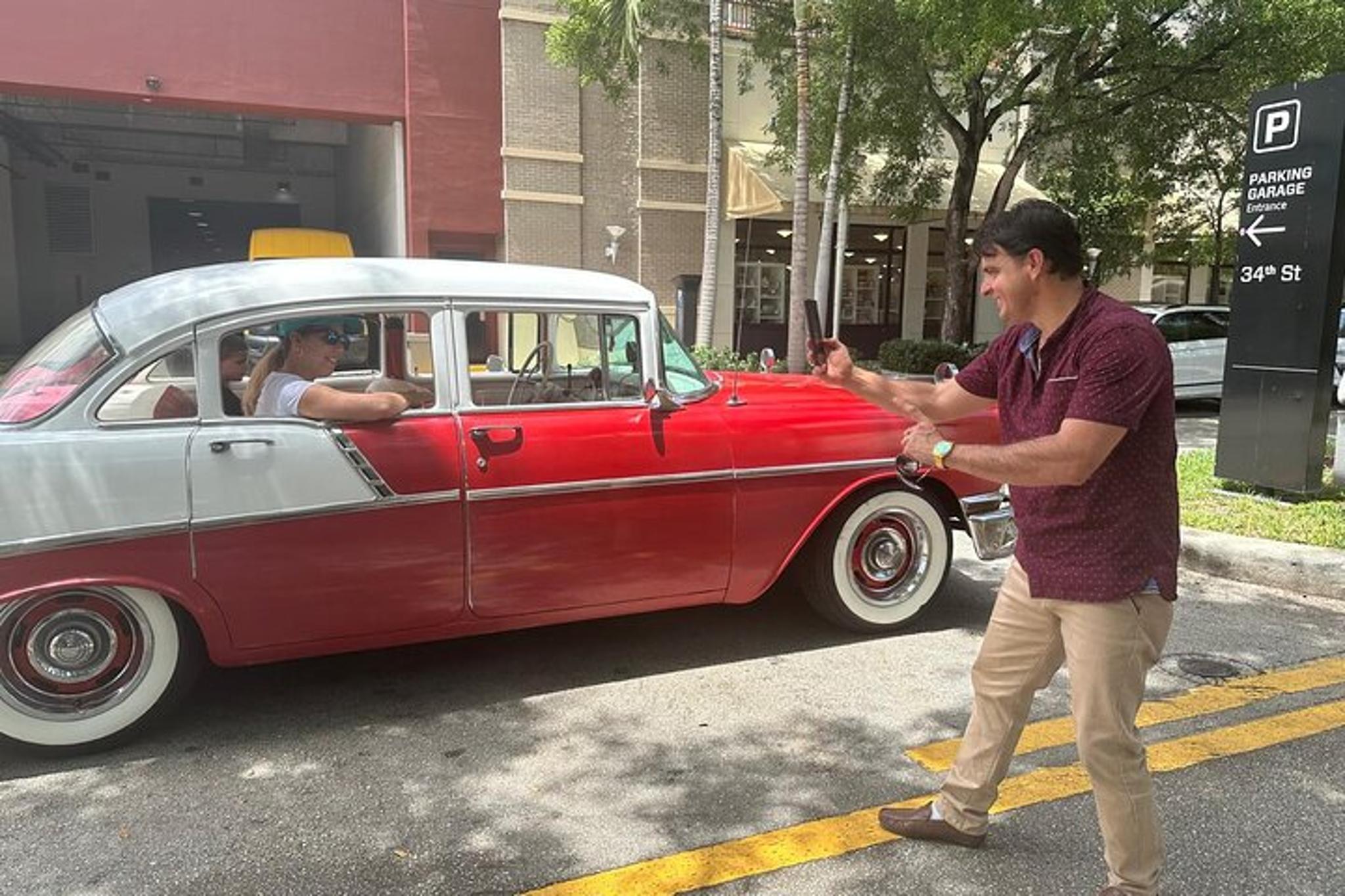 Miami Classic Car Tour - Image 3