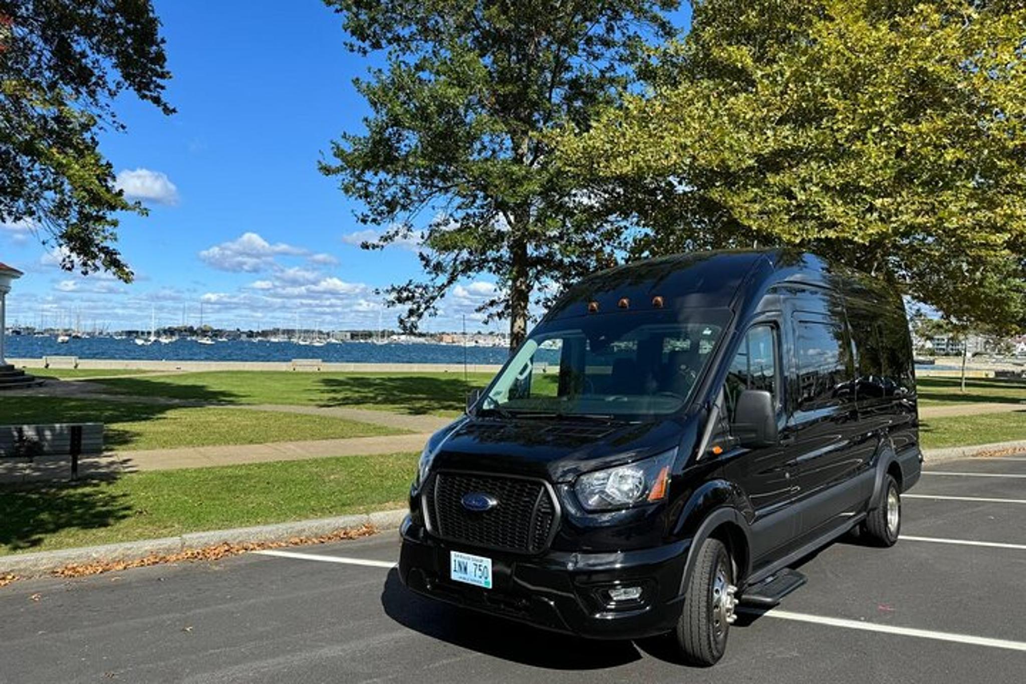 Newport Van Tour with Breakers Admission 3 hr - Image 2