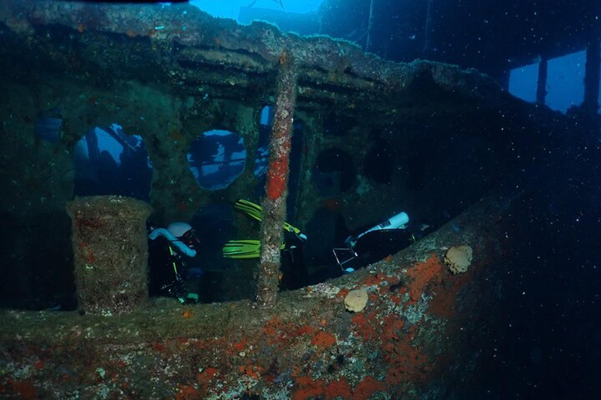 Panama City Wreck and Bridge Span Dive - Image 4