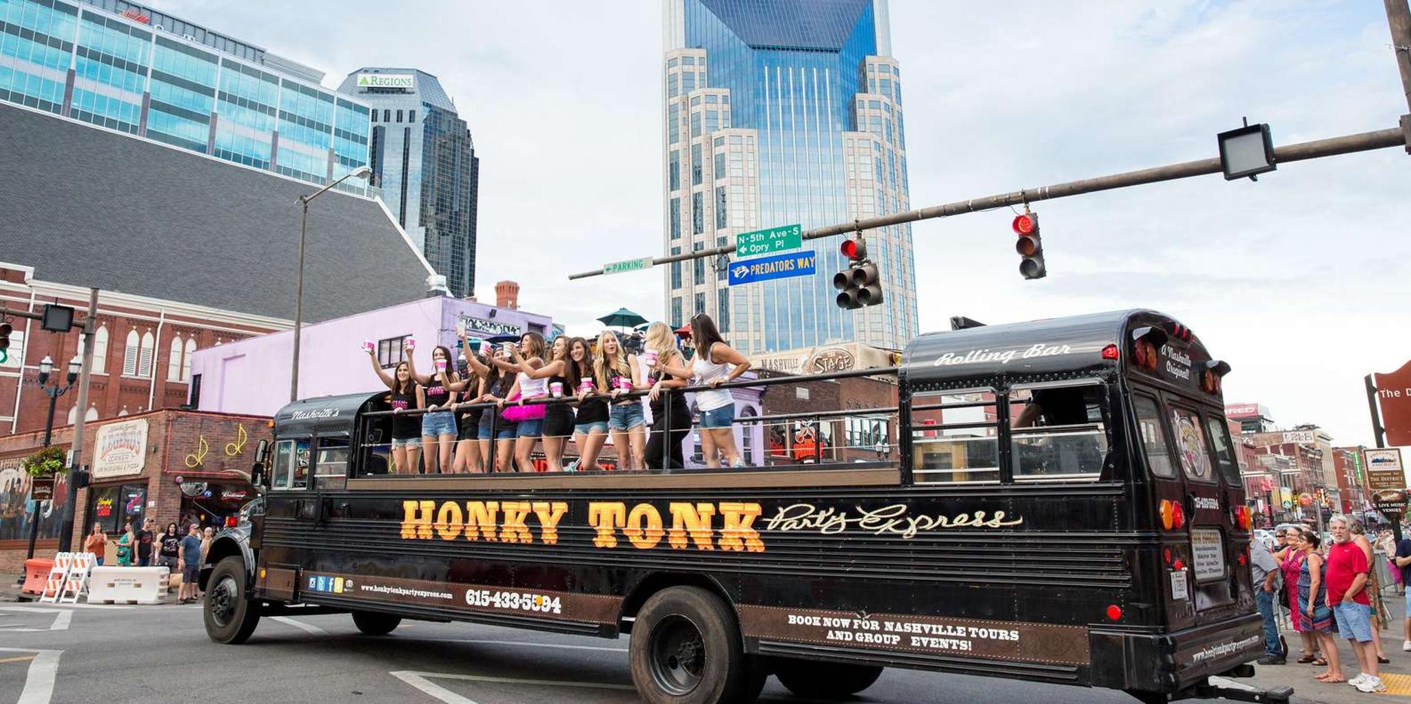 Nashville Honky Tonk Party Bus 2 hr - Image 3