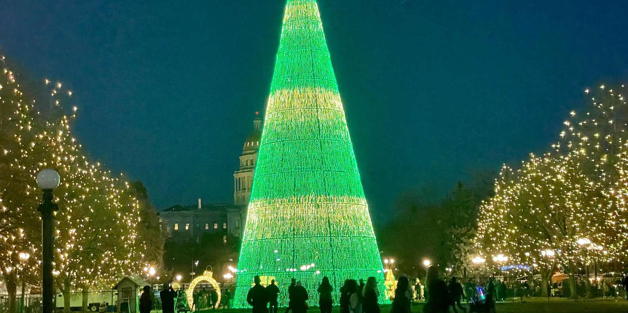 Denver Holiday Lights & History Walking Tour
