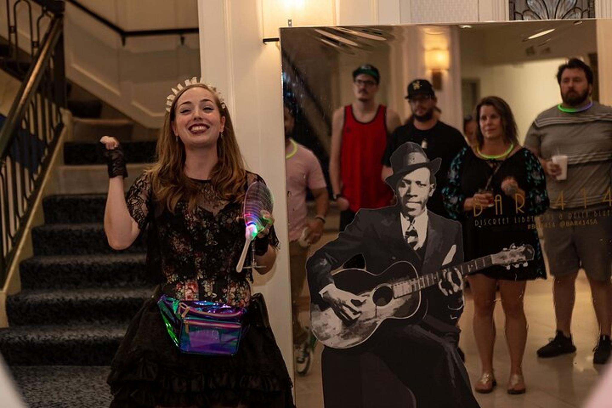San Antonio Ghost Walking Tour with Booze