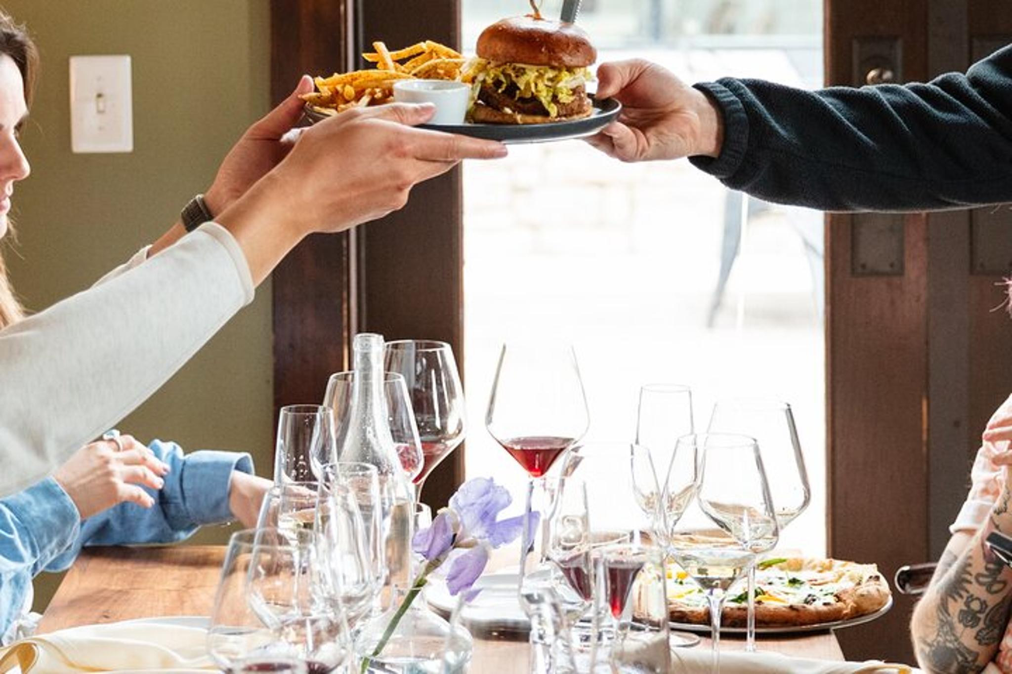 Portland Art & Wine Tour - Image 3