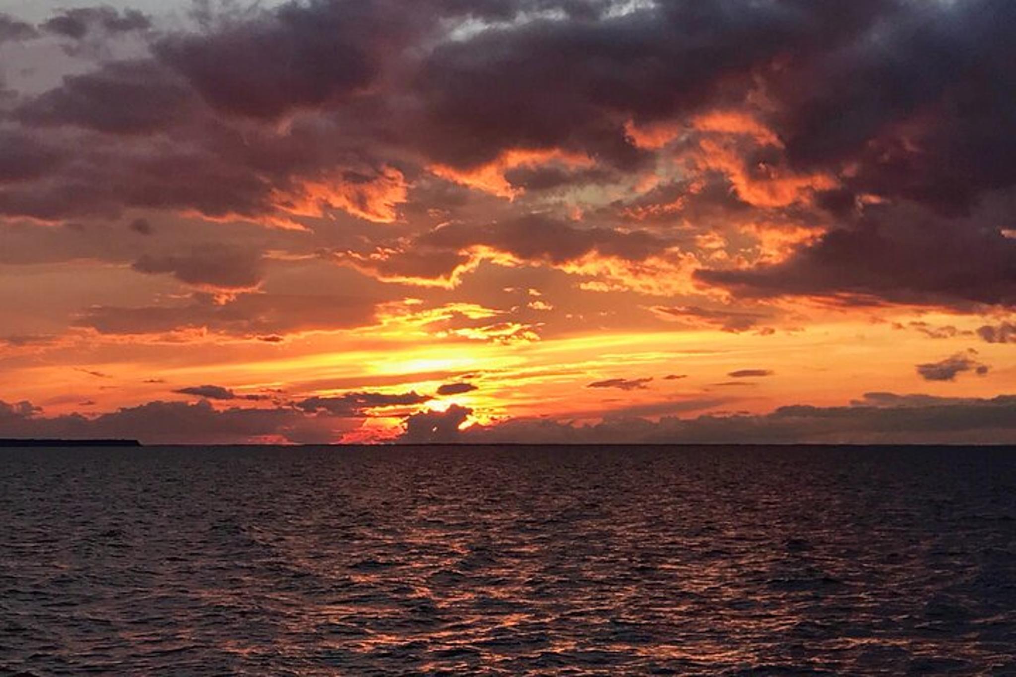 Green Bay Sunset Live Music Boat Cruise 75 min - Image 3