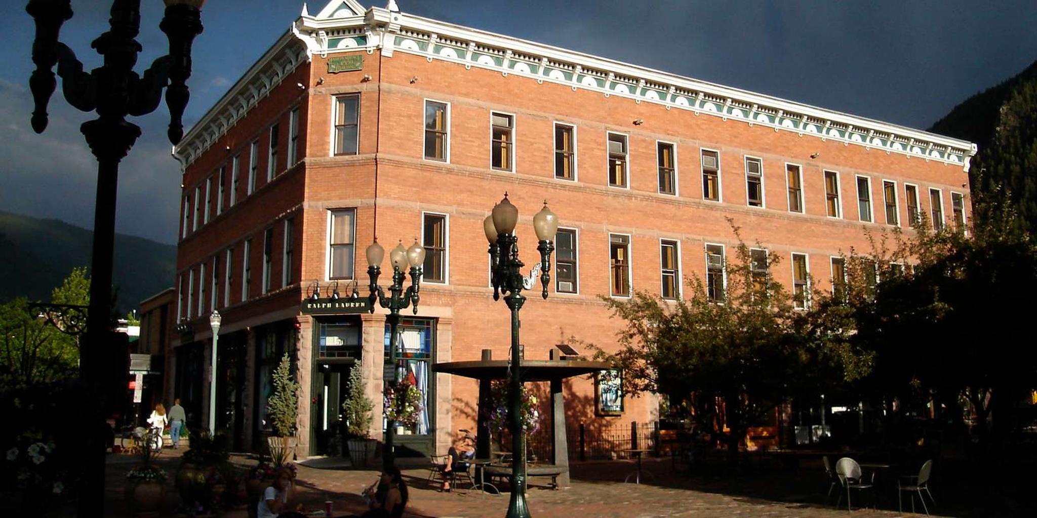 Aspen Ghost-Themed Walking Tour - Image 3