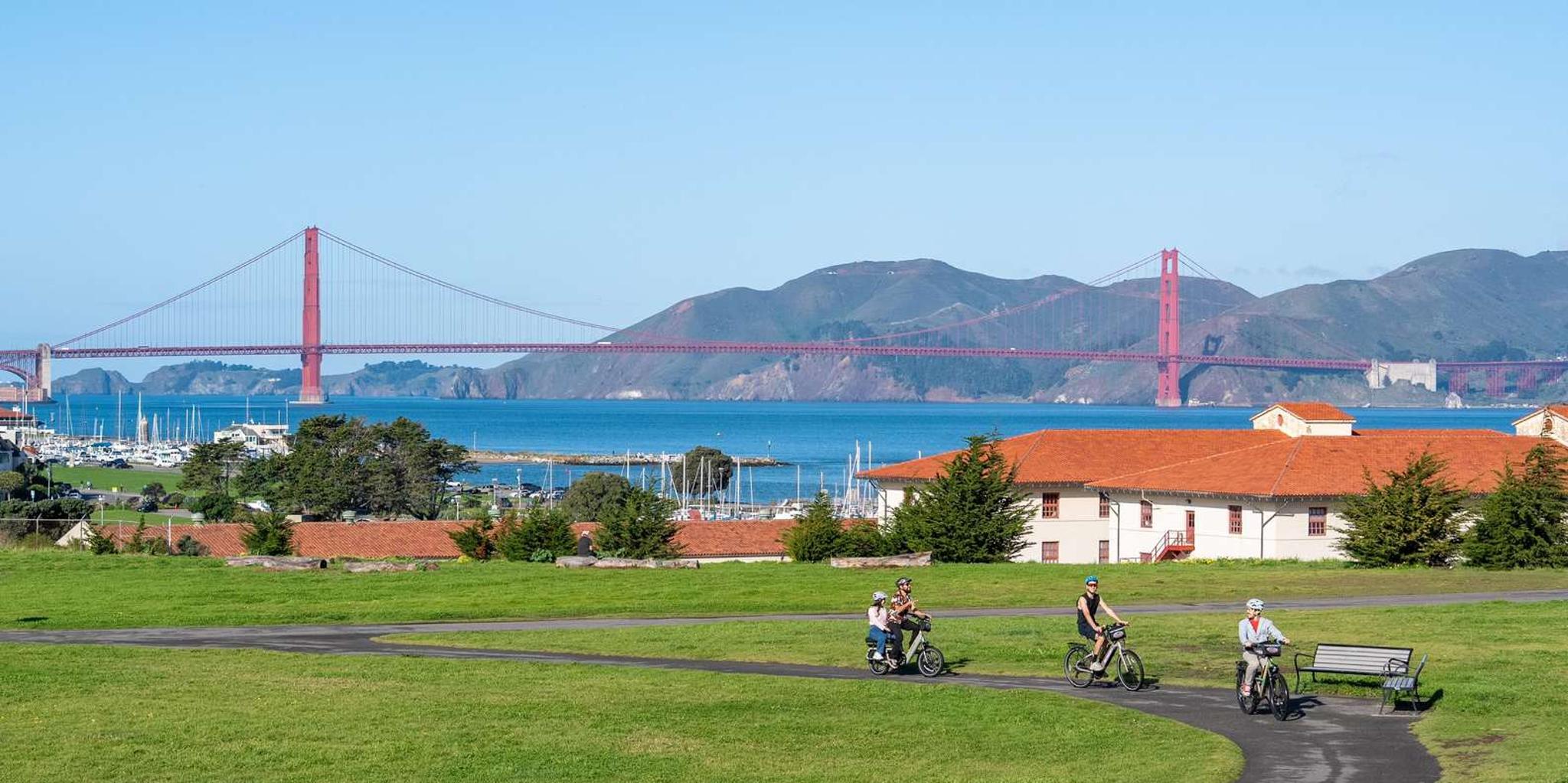 San Francisco Golden Gate Bridge Bike Rental - Image 2