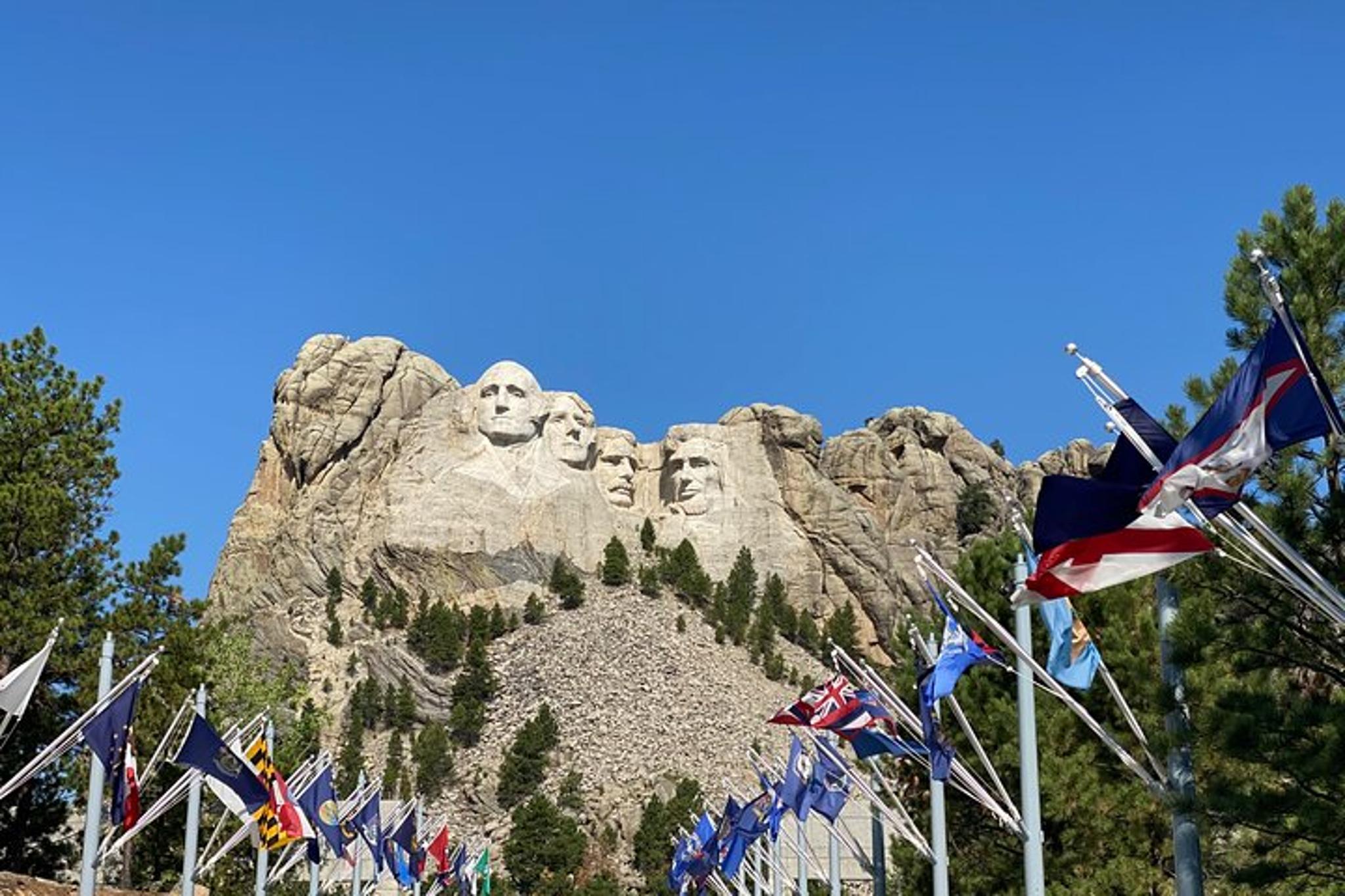 Rapid City Mount Rushmore and Deadwood Tour - Image 2