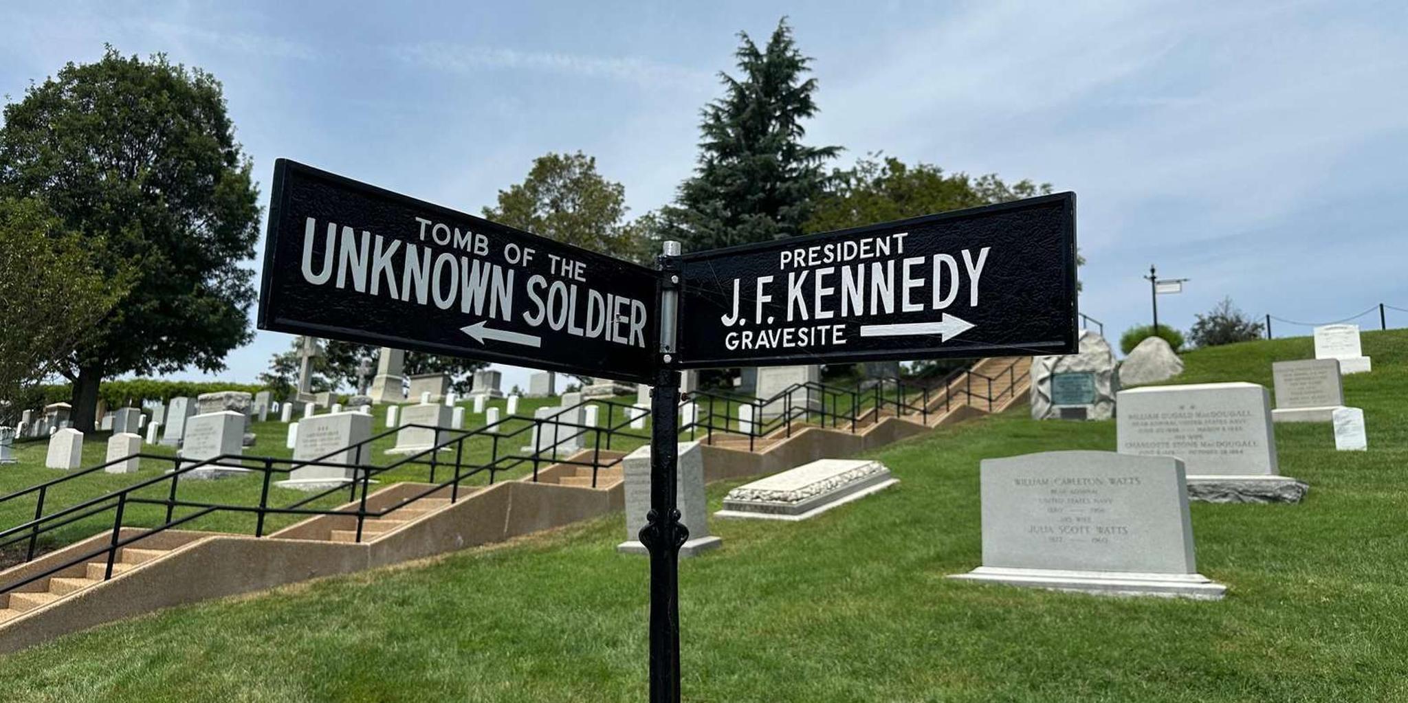 Arlington Cemetery Heroes and History Tour - Image 4