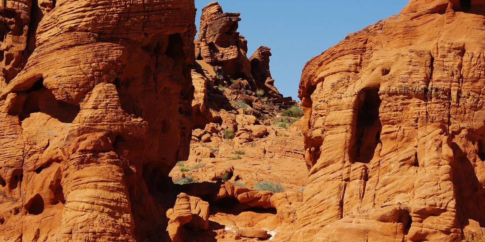 Las Vegas Valley of Fire Small Group Tour - Image 5