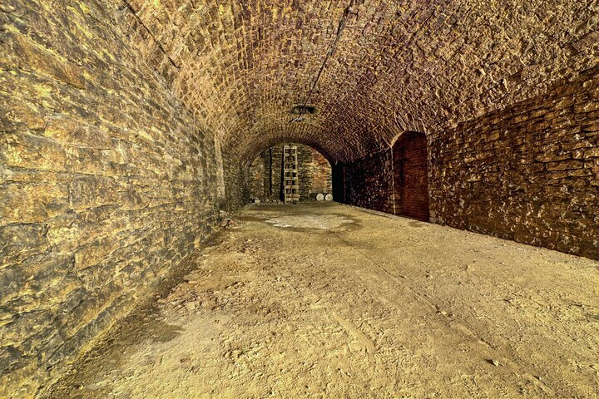 Cincinnati Brewery Caverns Tour with Beer Tasting - Image 5
