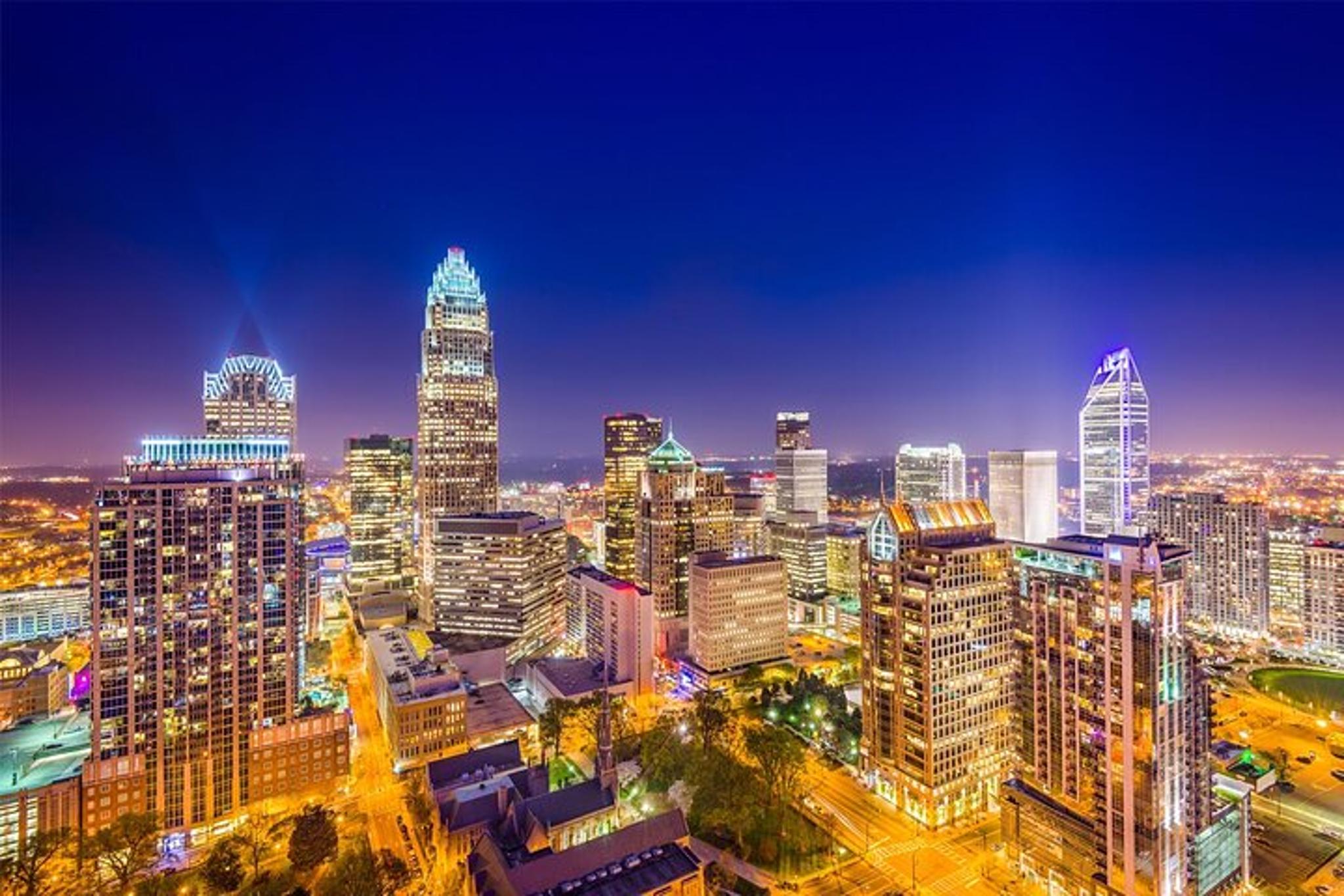 Charlotte Night Tour - Image 4