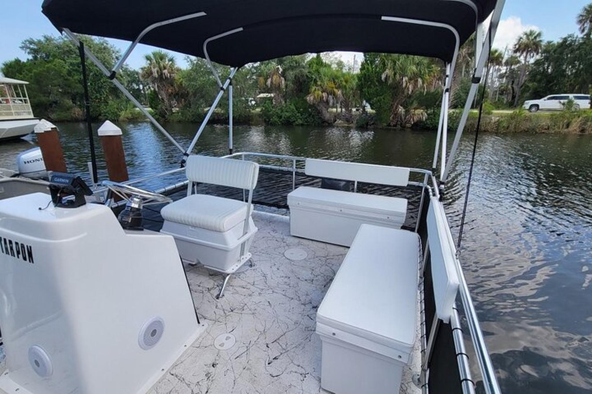 Crystal River Pontoon Boat Rental
