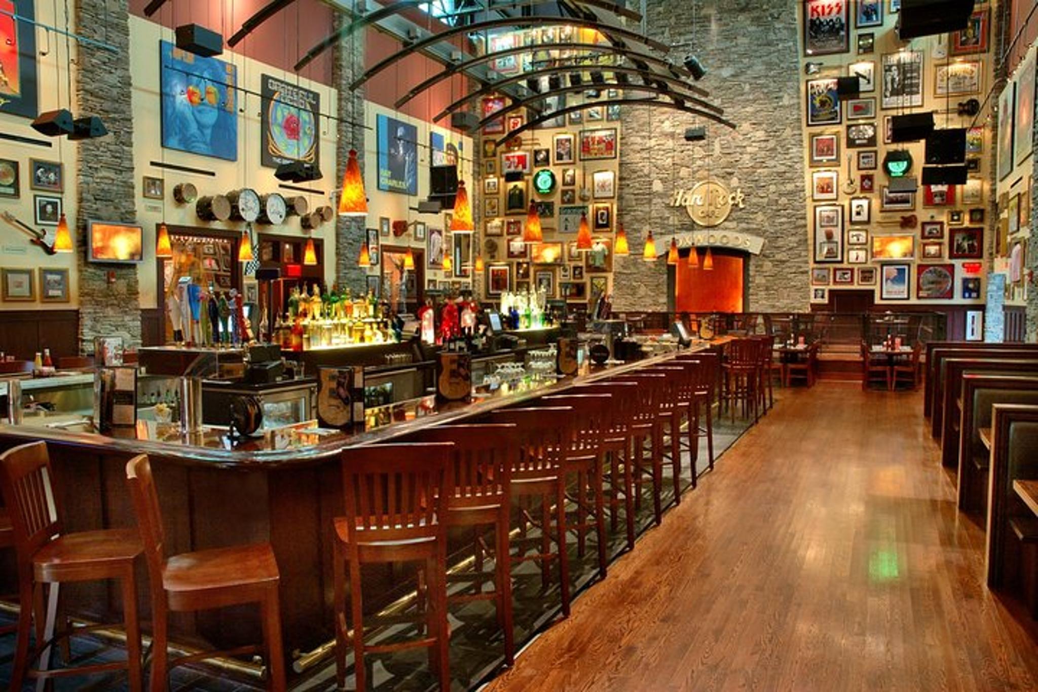 Foxwoods Dining Experience at Hard Rock Cafe - Image 3