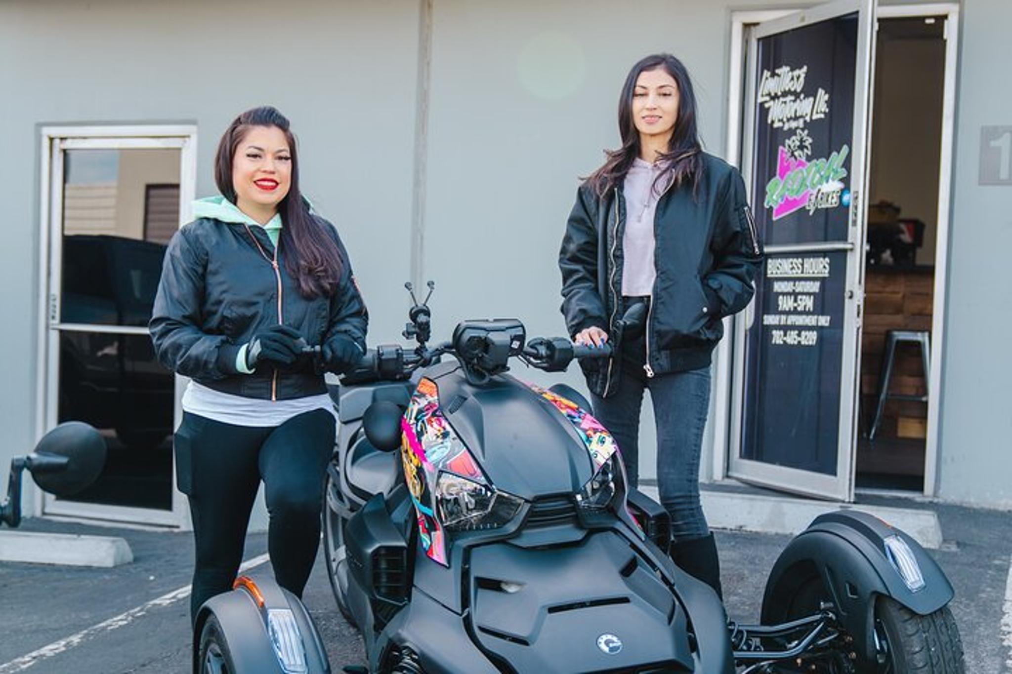 Las Vegas Red Rock Canyon Women's Trike Tour - Image 4