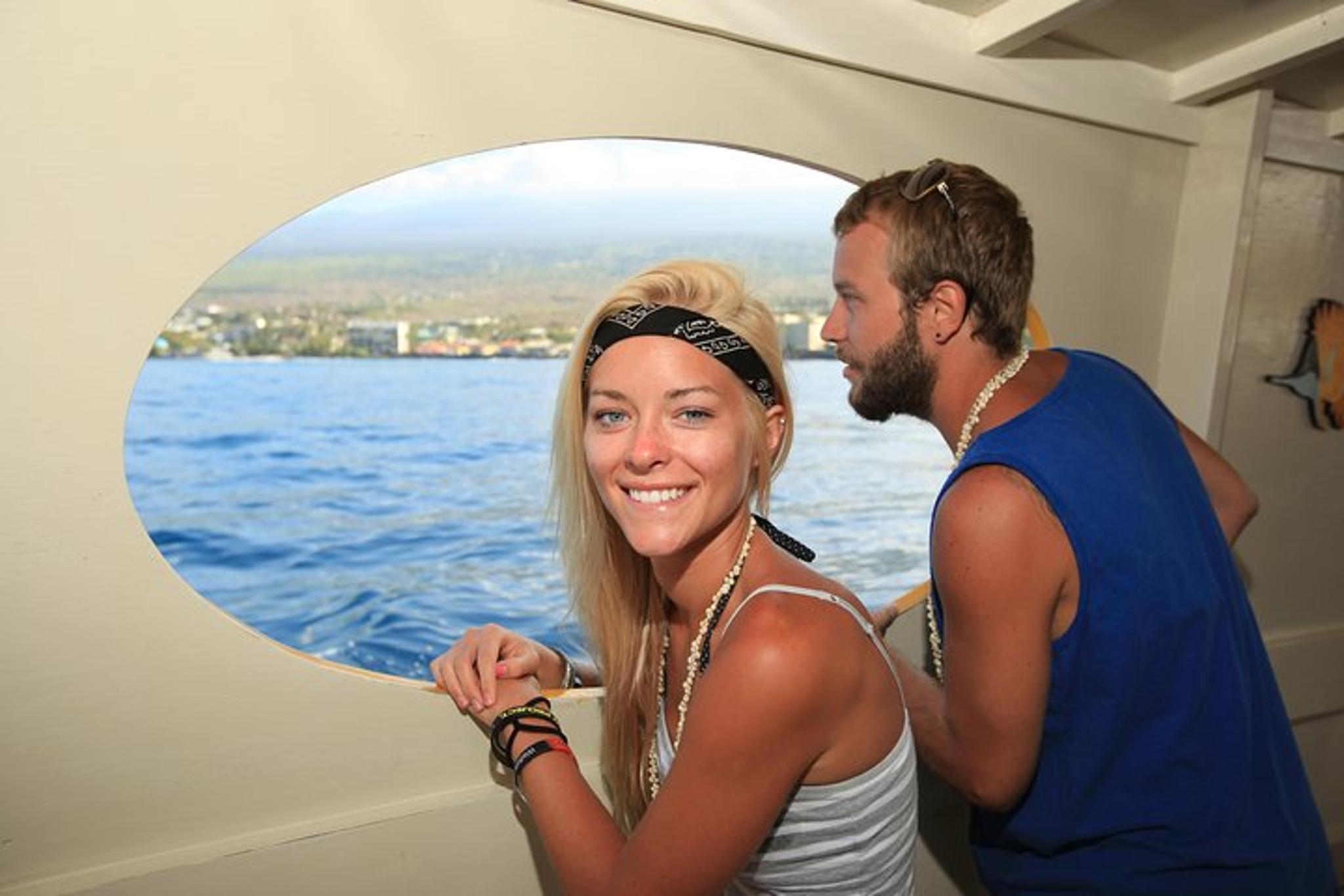 Kailua-Kona Glass-Bottom Boat Reef Tour 50 min - Image 3