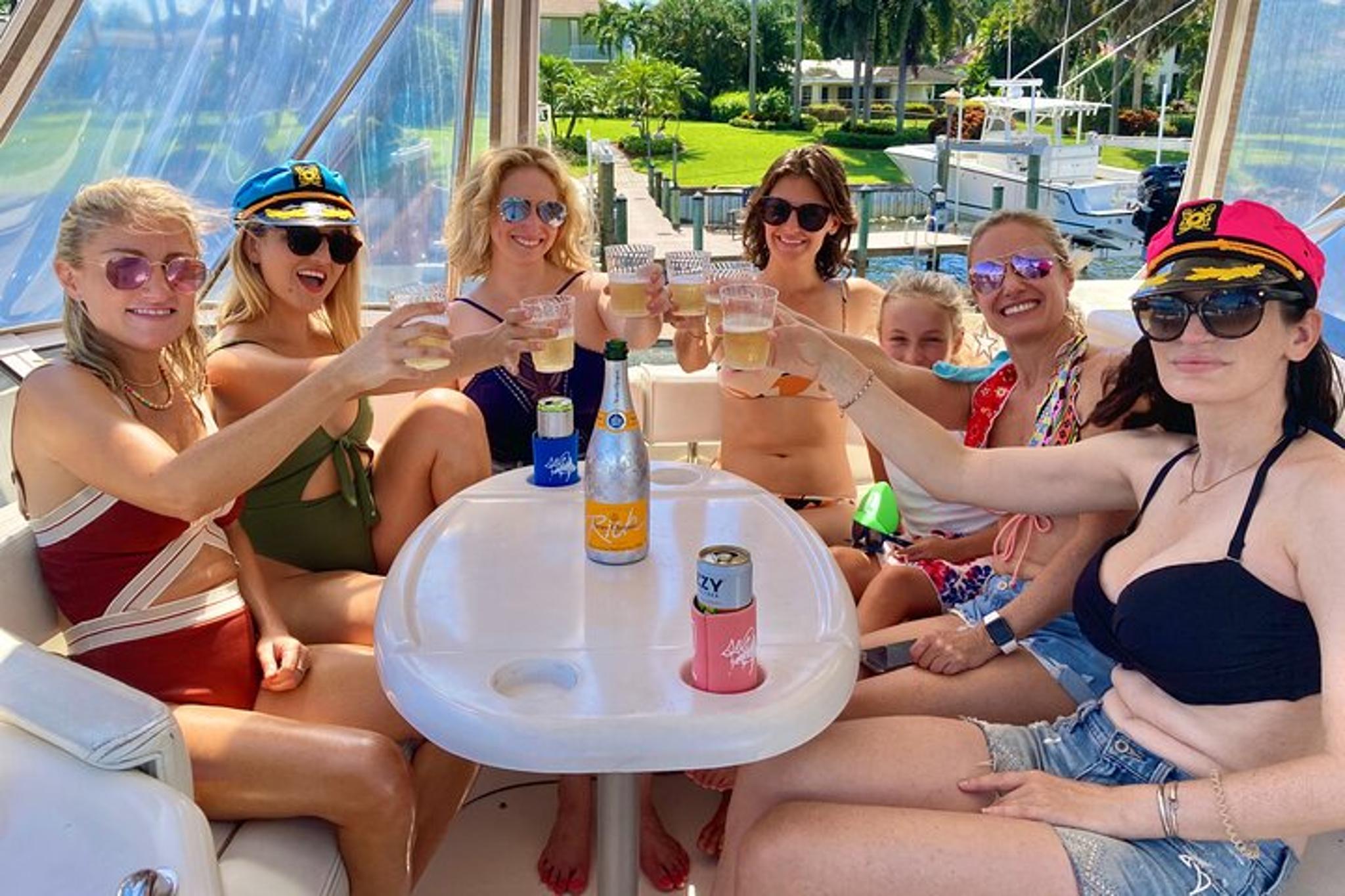 Palm Beach Yacht Charter with Captain and Stewardess - Image 4
