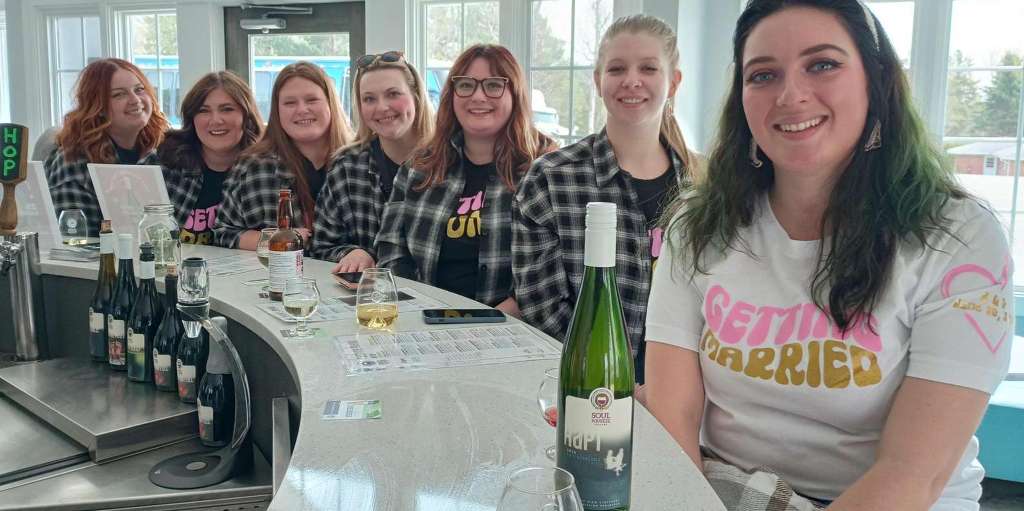 Traverse City Wine Tour on Old Mission Peninsula - Image 5