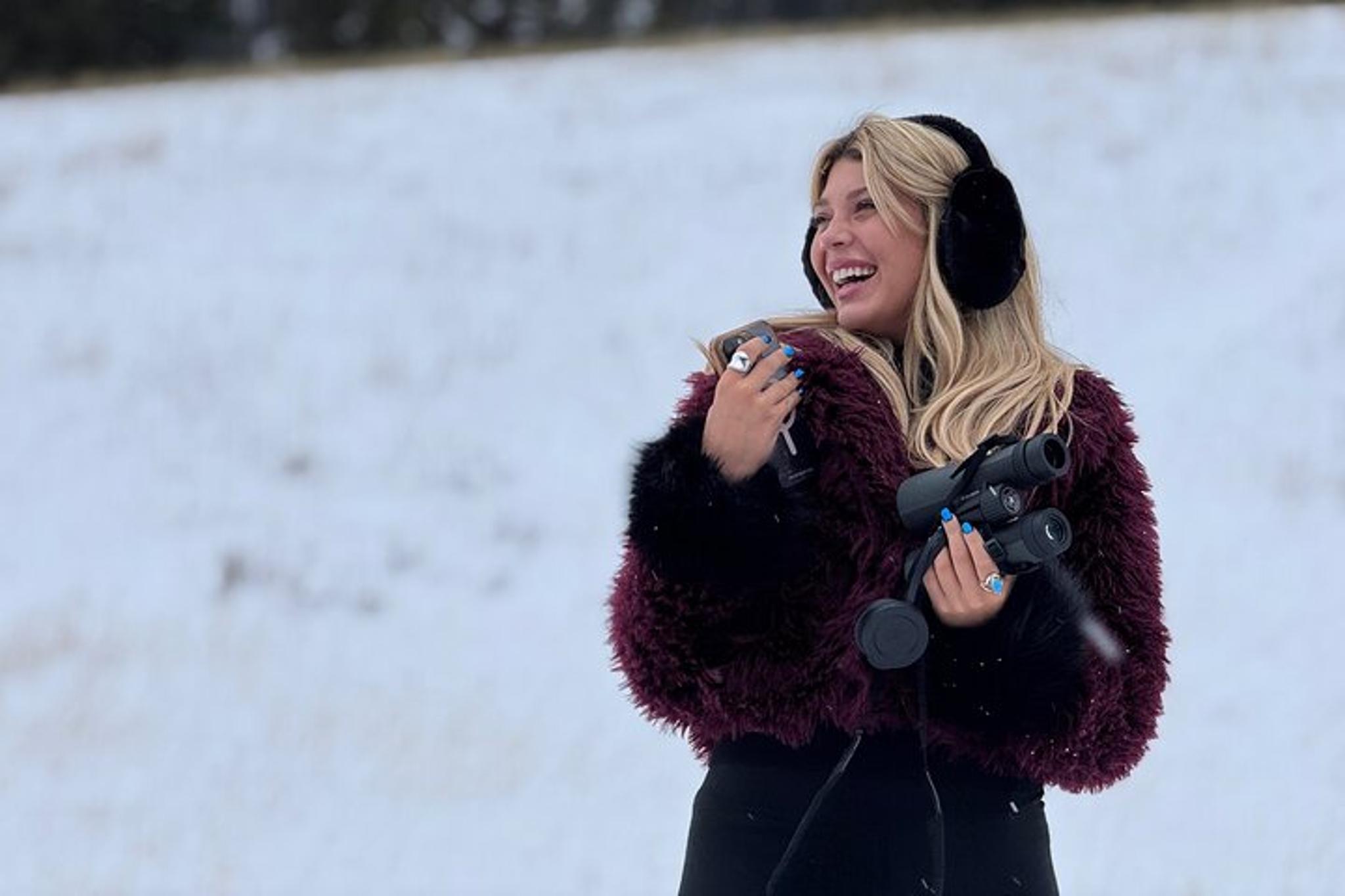 Yellowstone Winter Wildlife and Snowshoe Tour