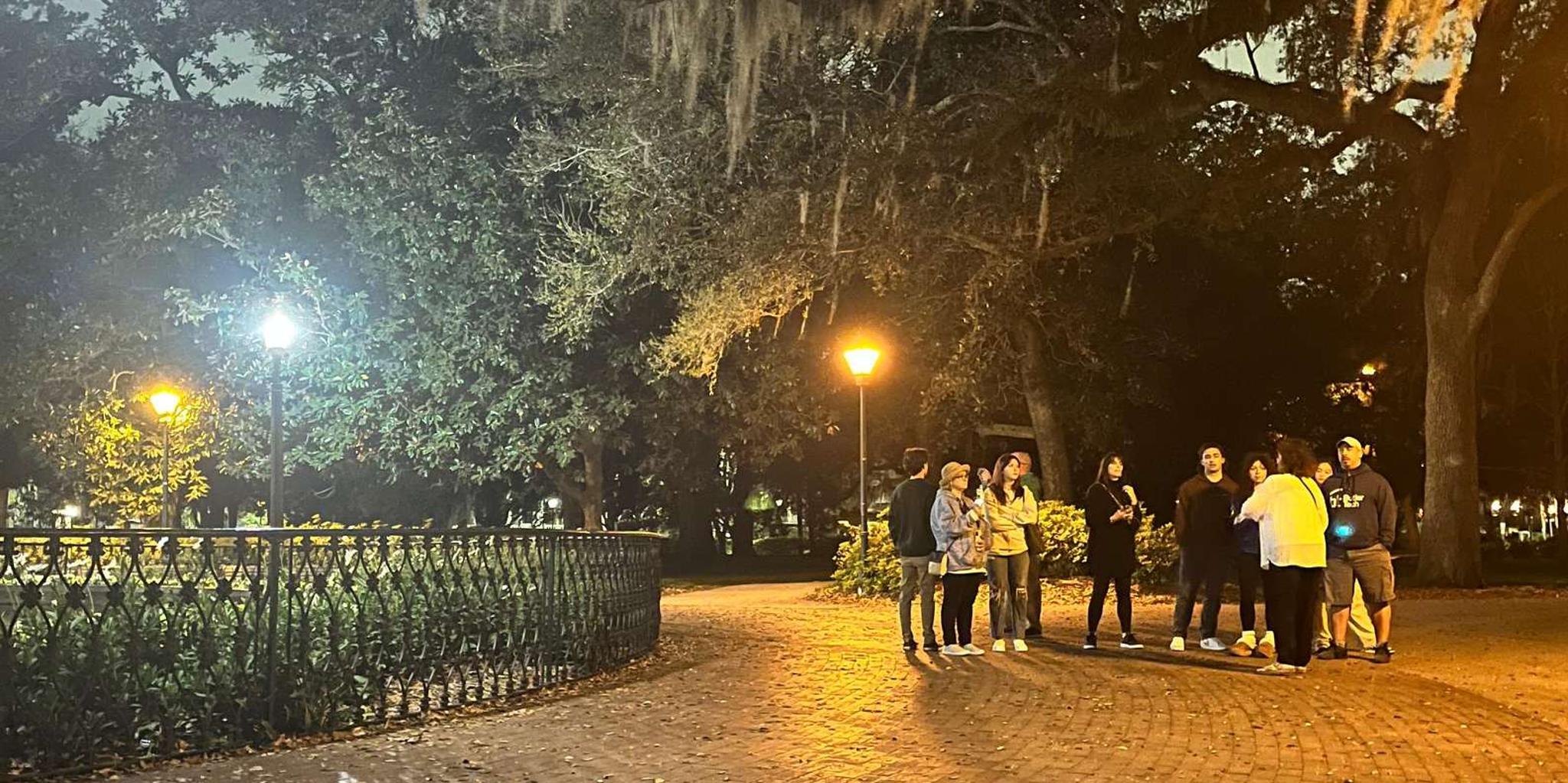 Woodstock Ghost Tour with Pub Crawl 2 hr - Image 2