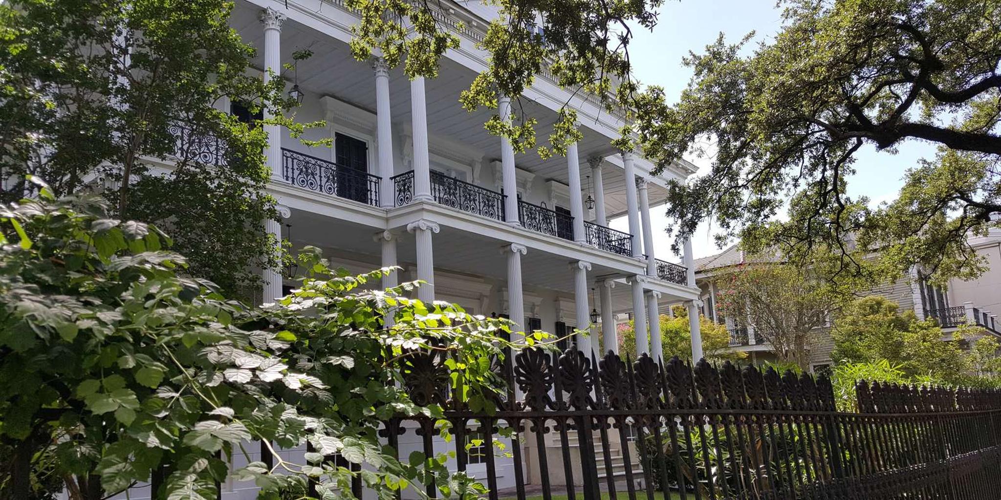 New Orleans Garden District Walking Tour - Image 5