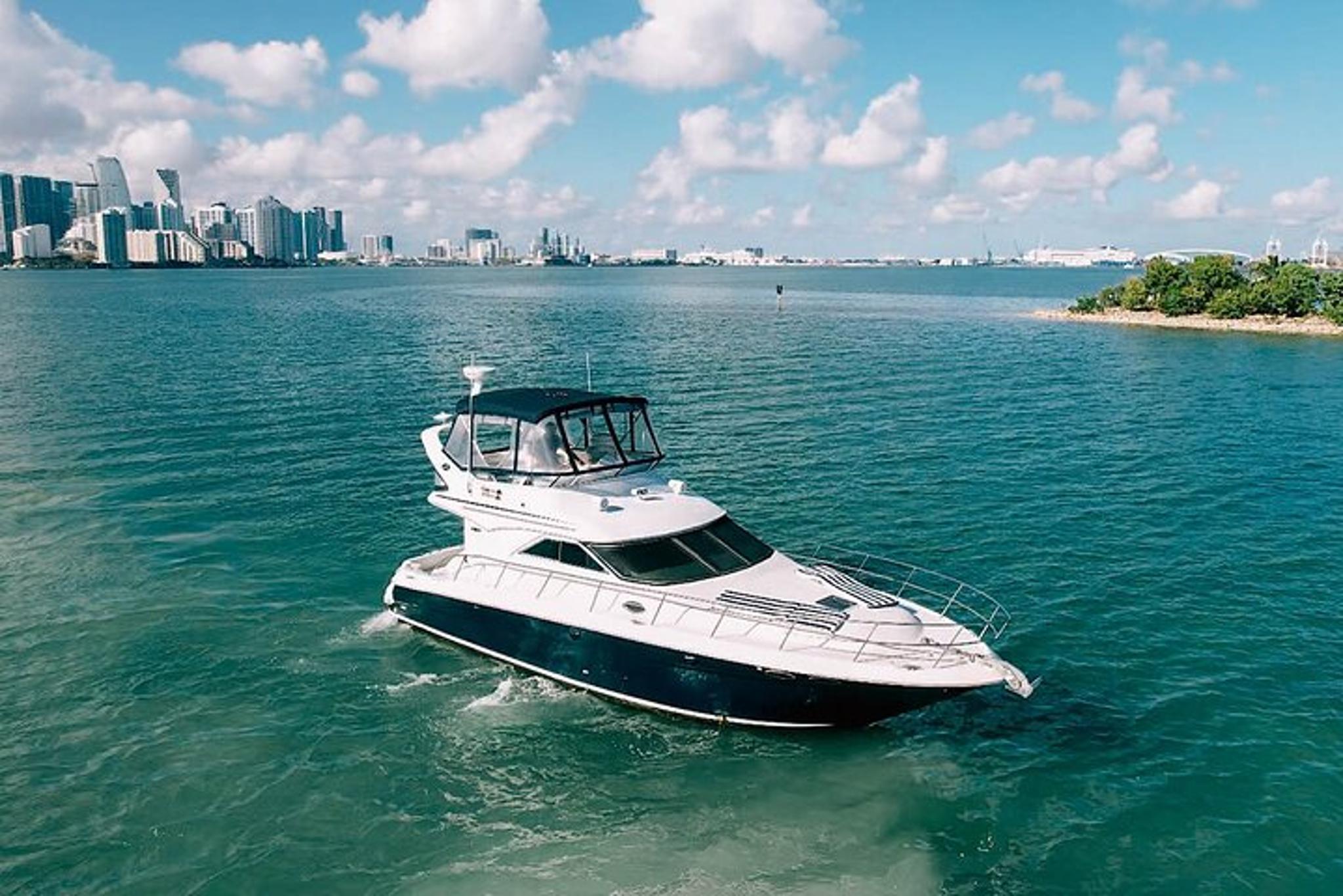 Miami Yacht Rental 3 to 6 Hours - Image 1