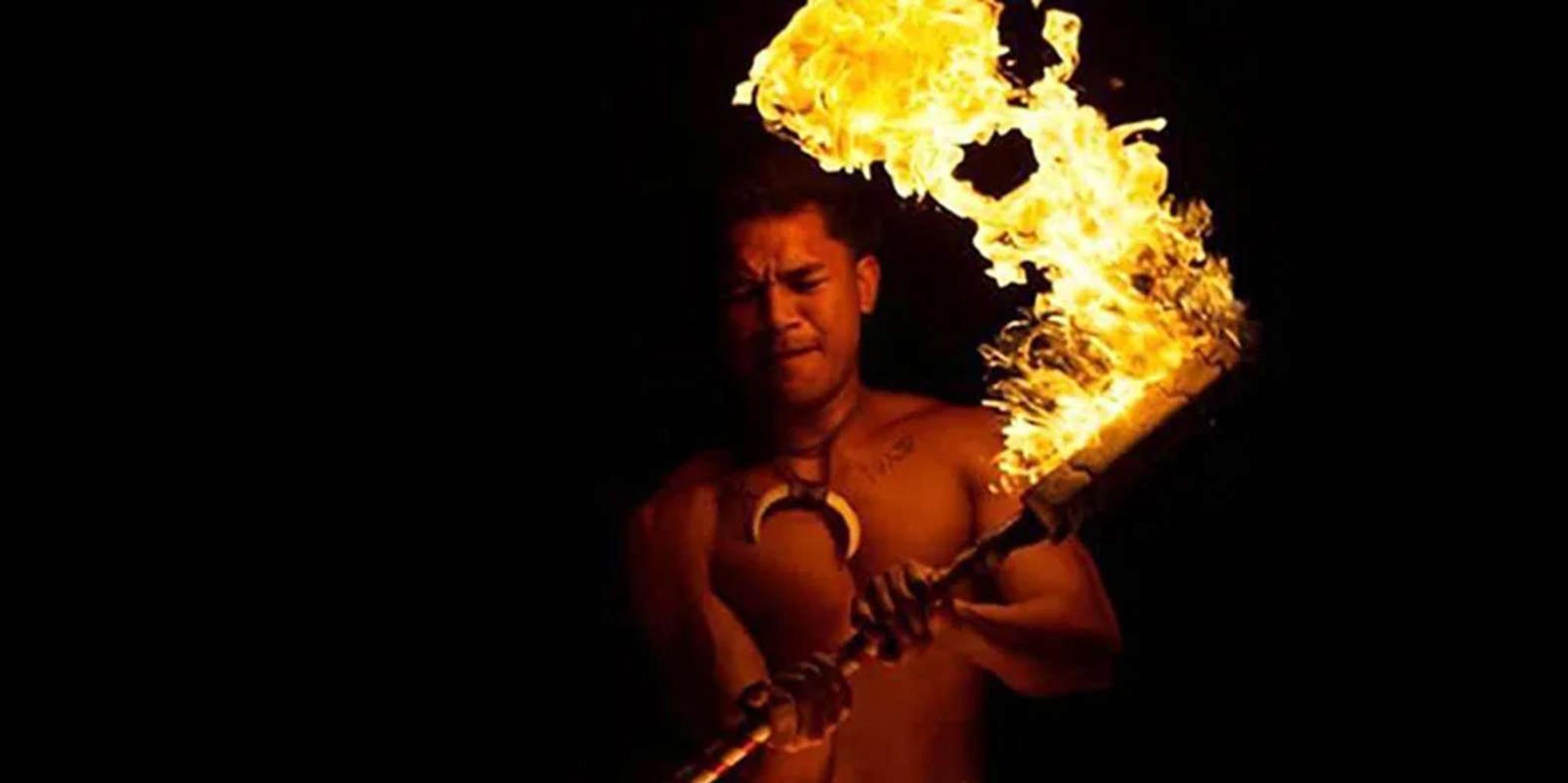 Orlando Polynesian Fire Luau Dinner Show - Image 6