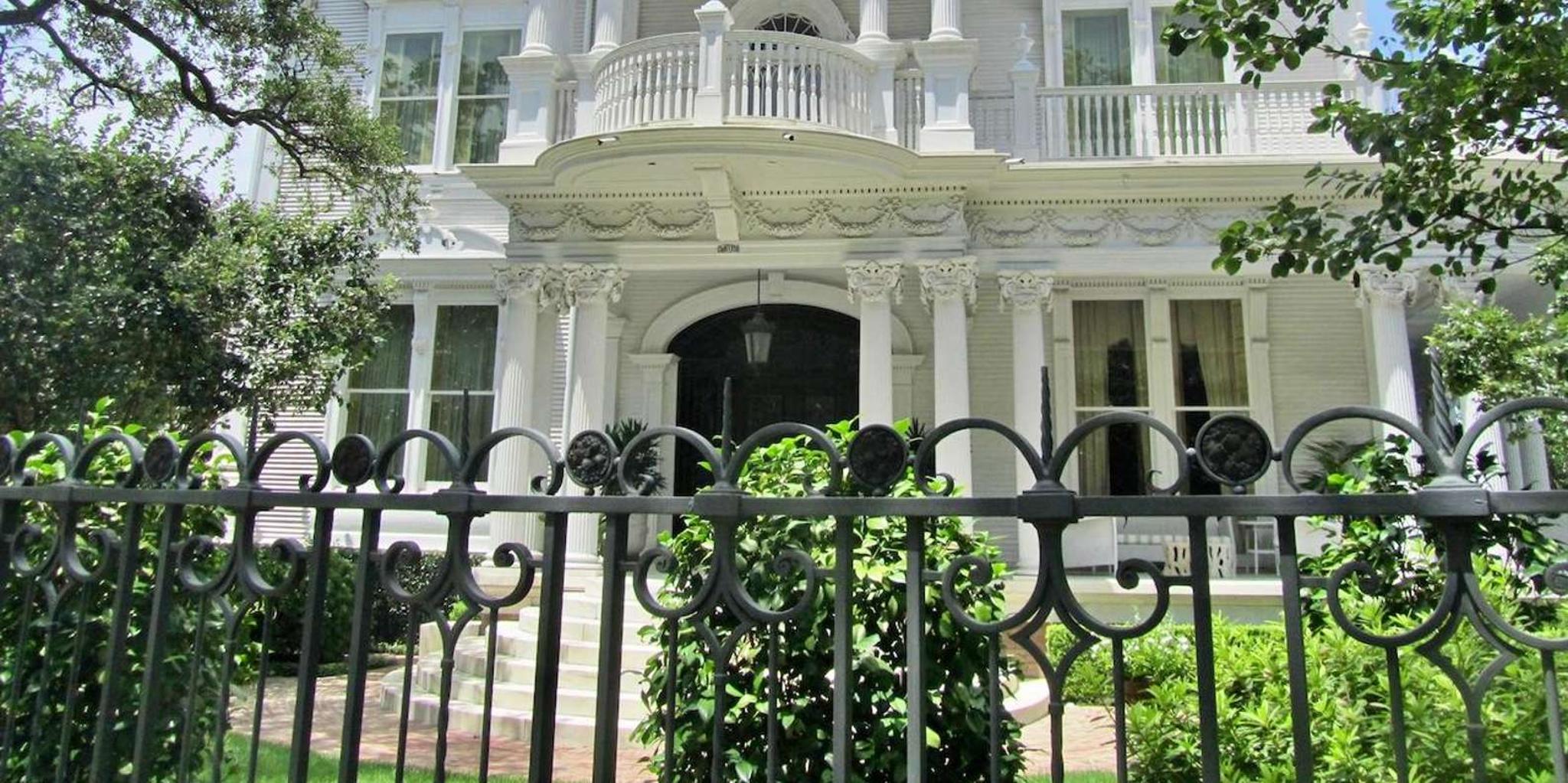 New Orleans Private Driving Tour - Image 6