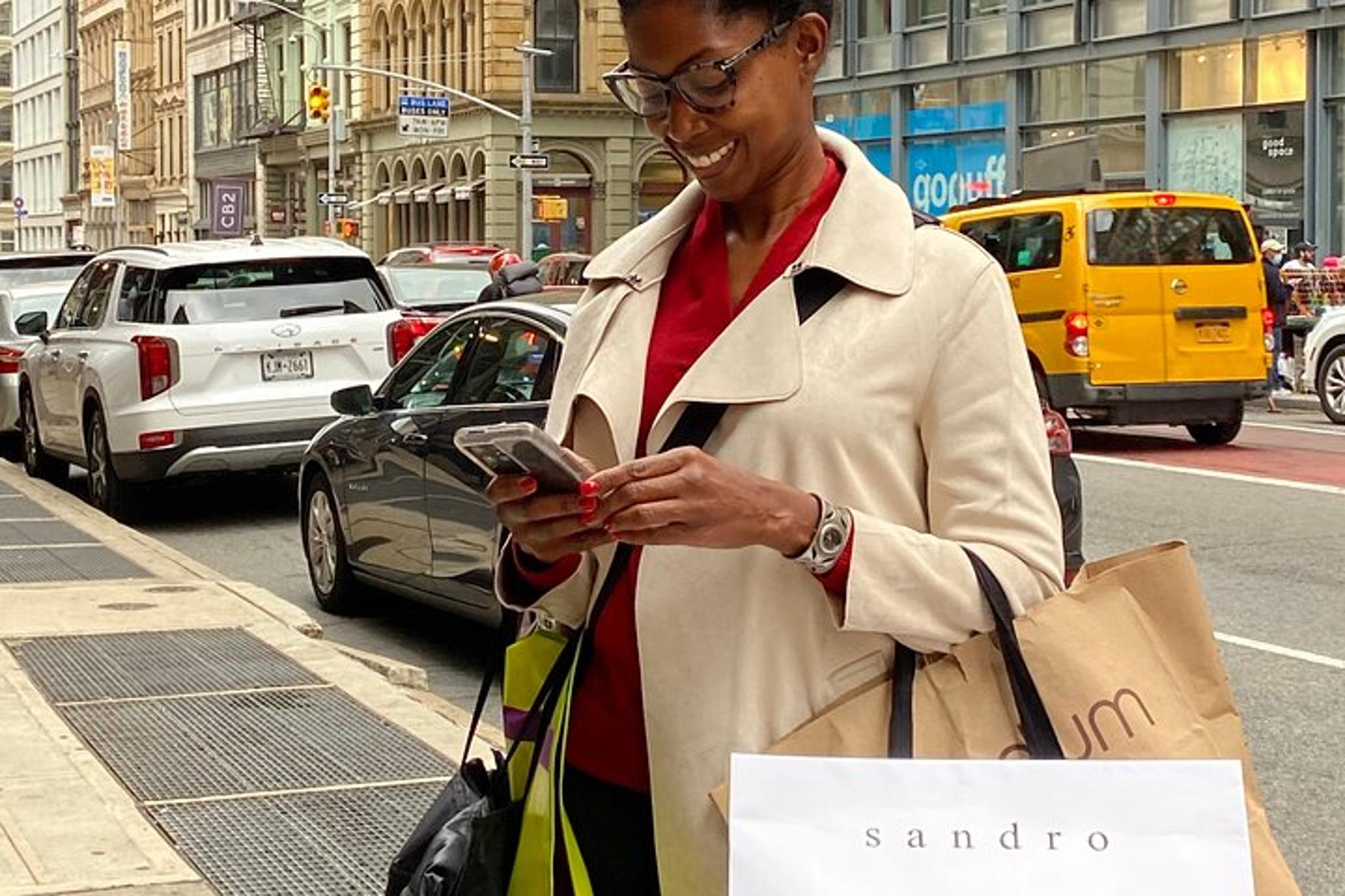 New York City Shopping Tour with Personal Stylist - Image 3