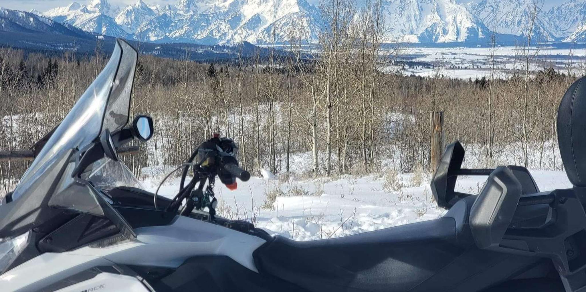 Jackson Hole Snowmobile Tour in Bridger-Teton - Image 4