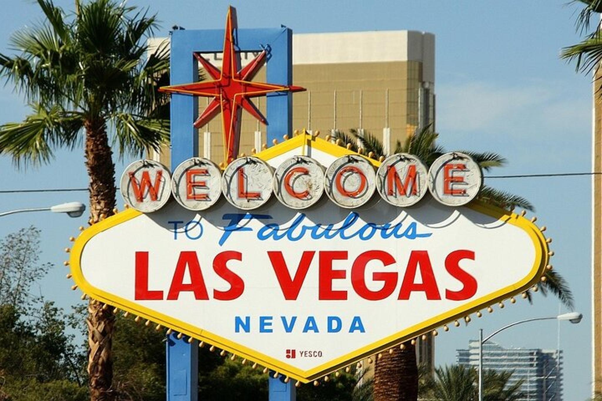 Las Vegas Wedding Ceremony - Image 2
