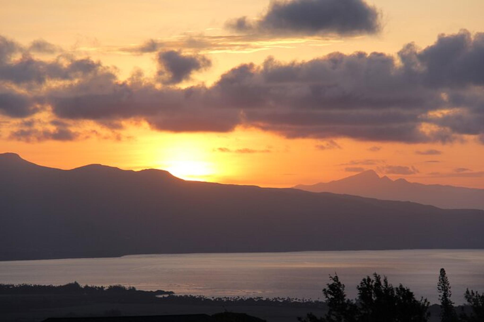 Maui Haleakala Bike Tour Predawn 5 hr - Image 2