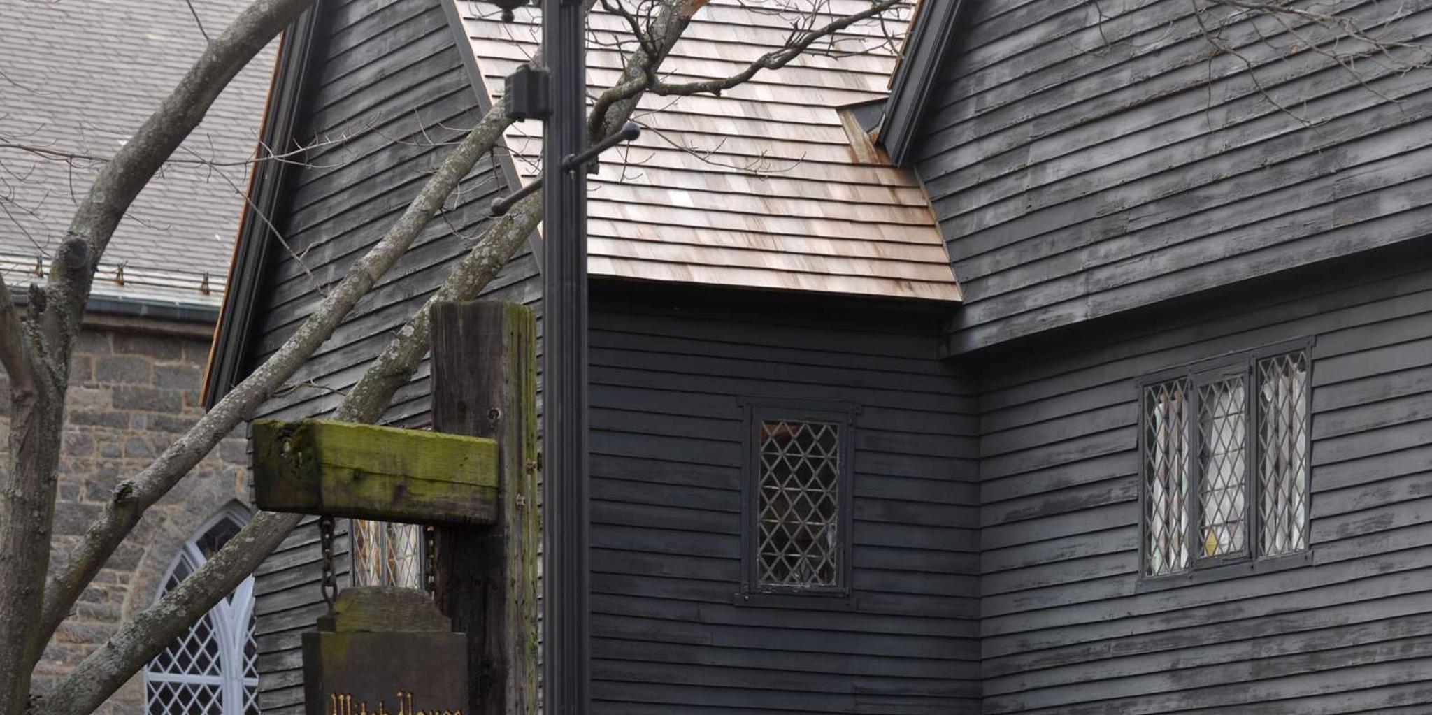 Salem Ghosts Walking Tour
