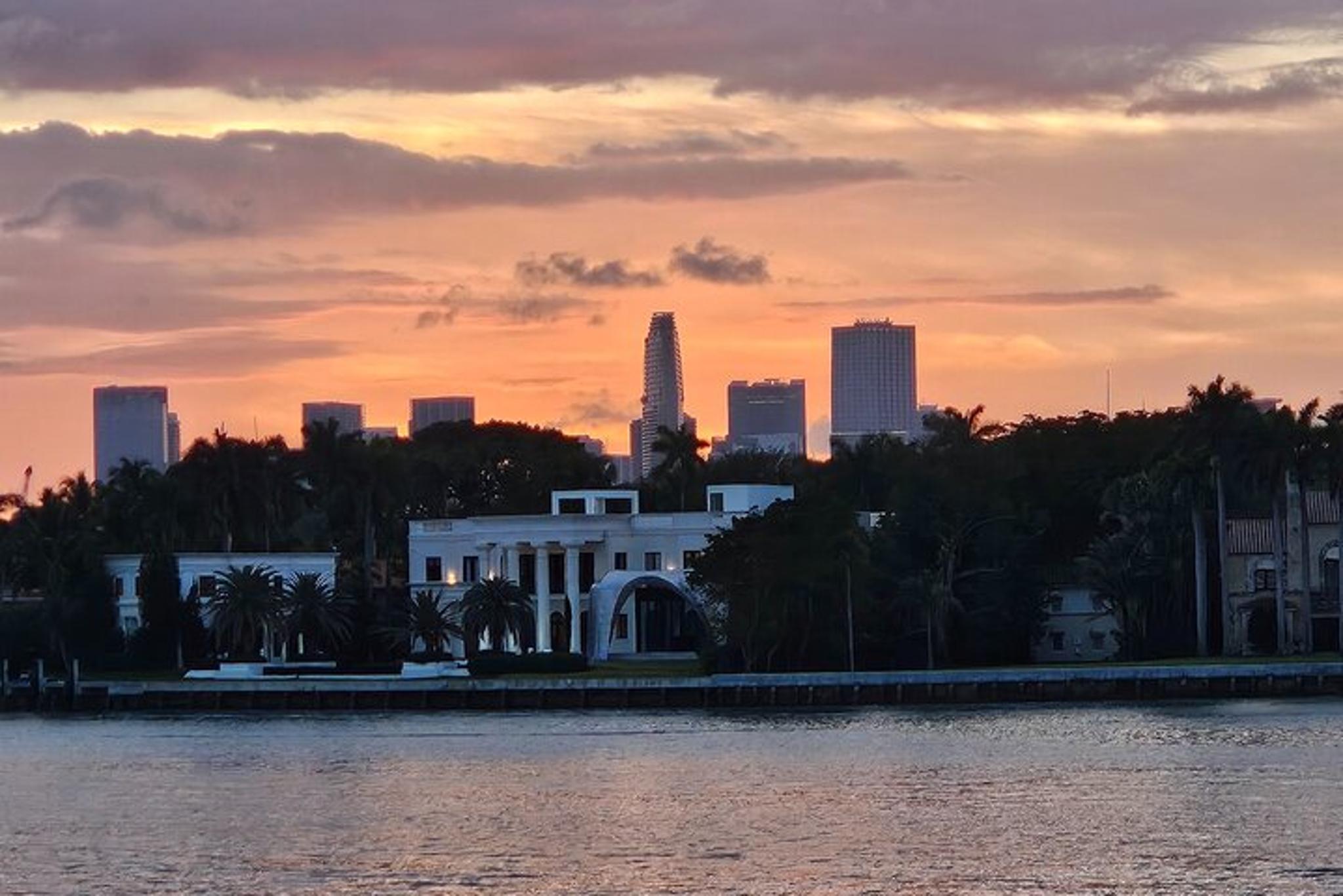 Miami Biscayne Bay Sunset Cruise - Image 3