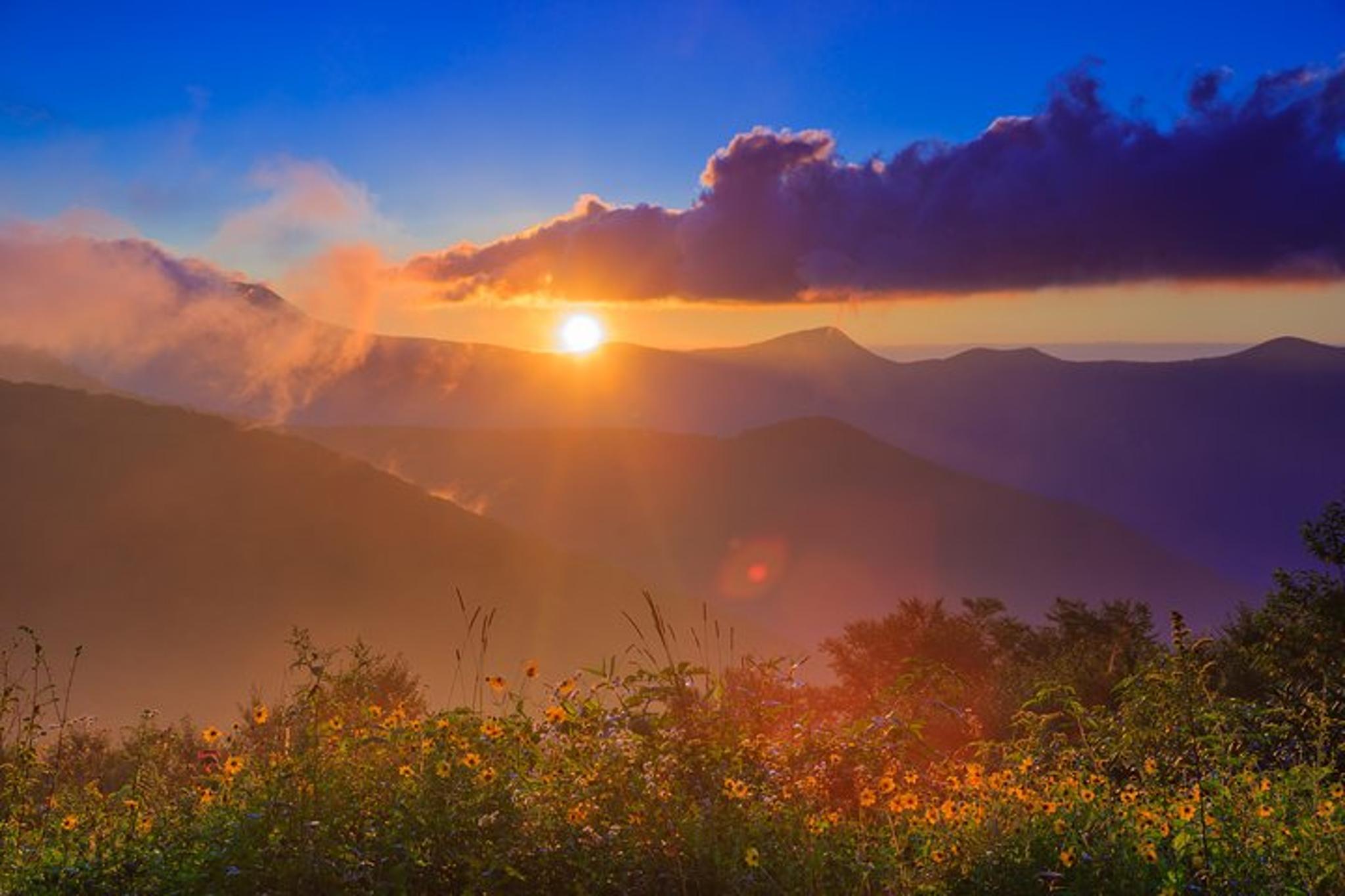 Asheville Hike with Long Range Views