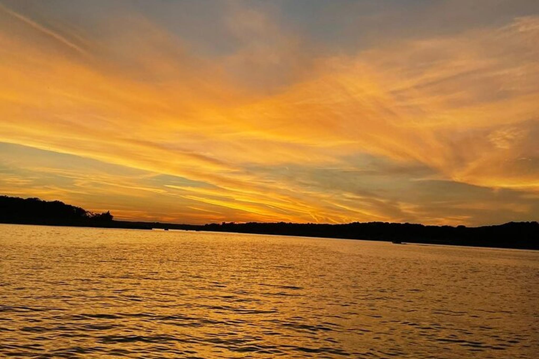 Austin Yacht Charter on Lake Travis at Sunset - Image 6