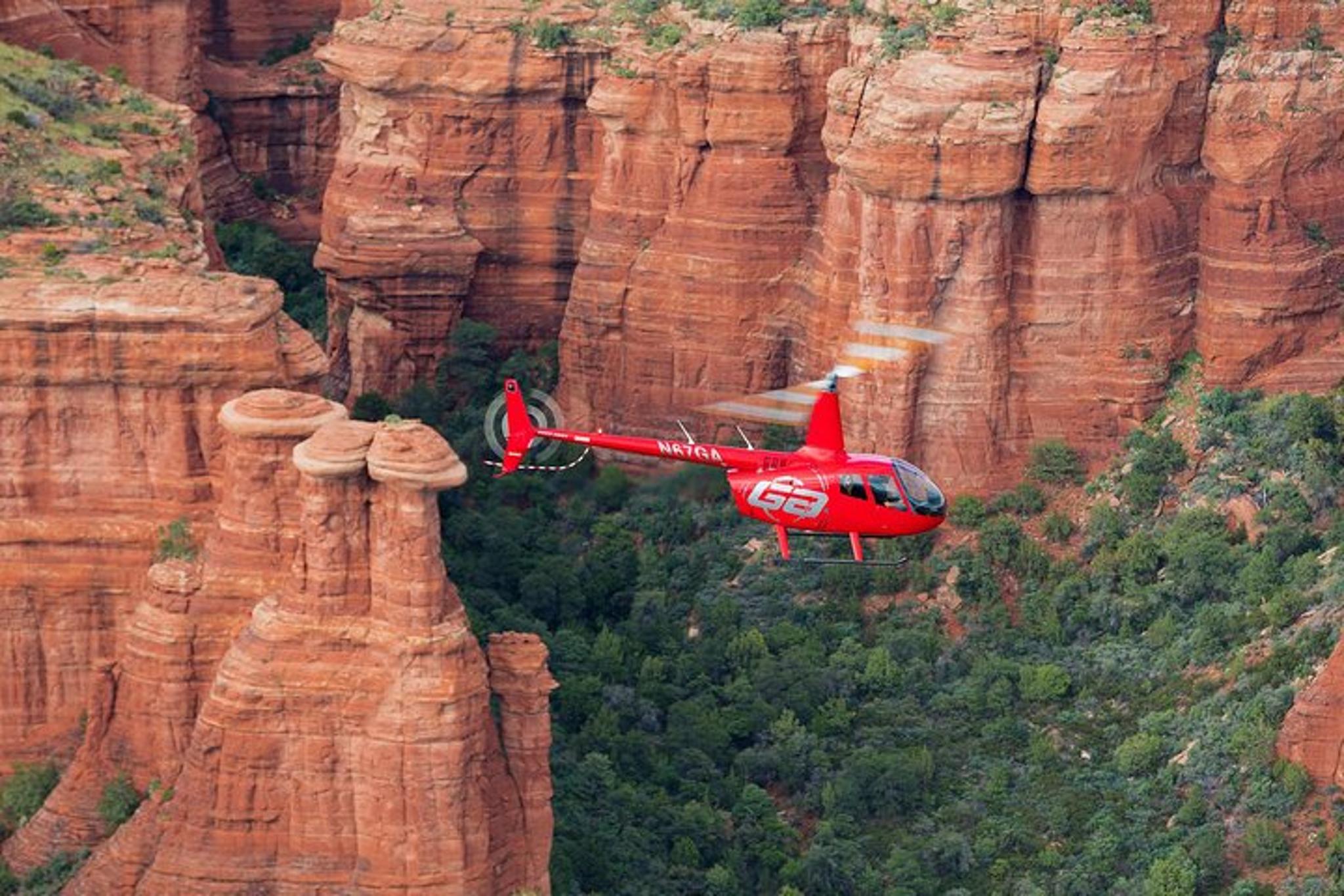 Sedona Helicopter Tour: Desert Thunder - Image 3