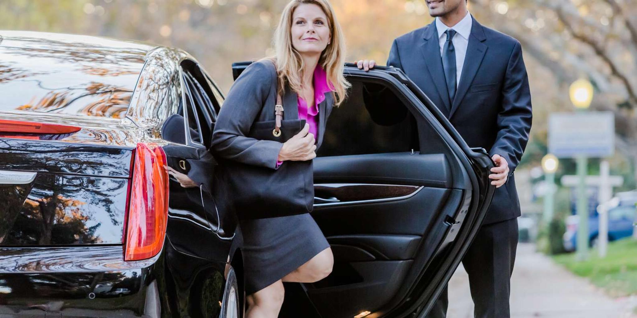 Orlando Private Airport Transfer - Image 4