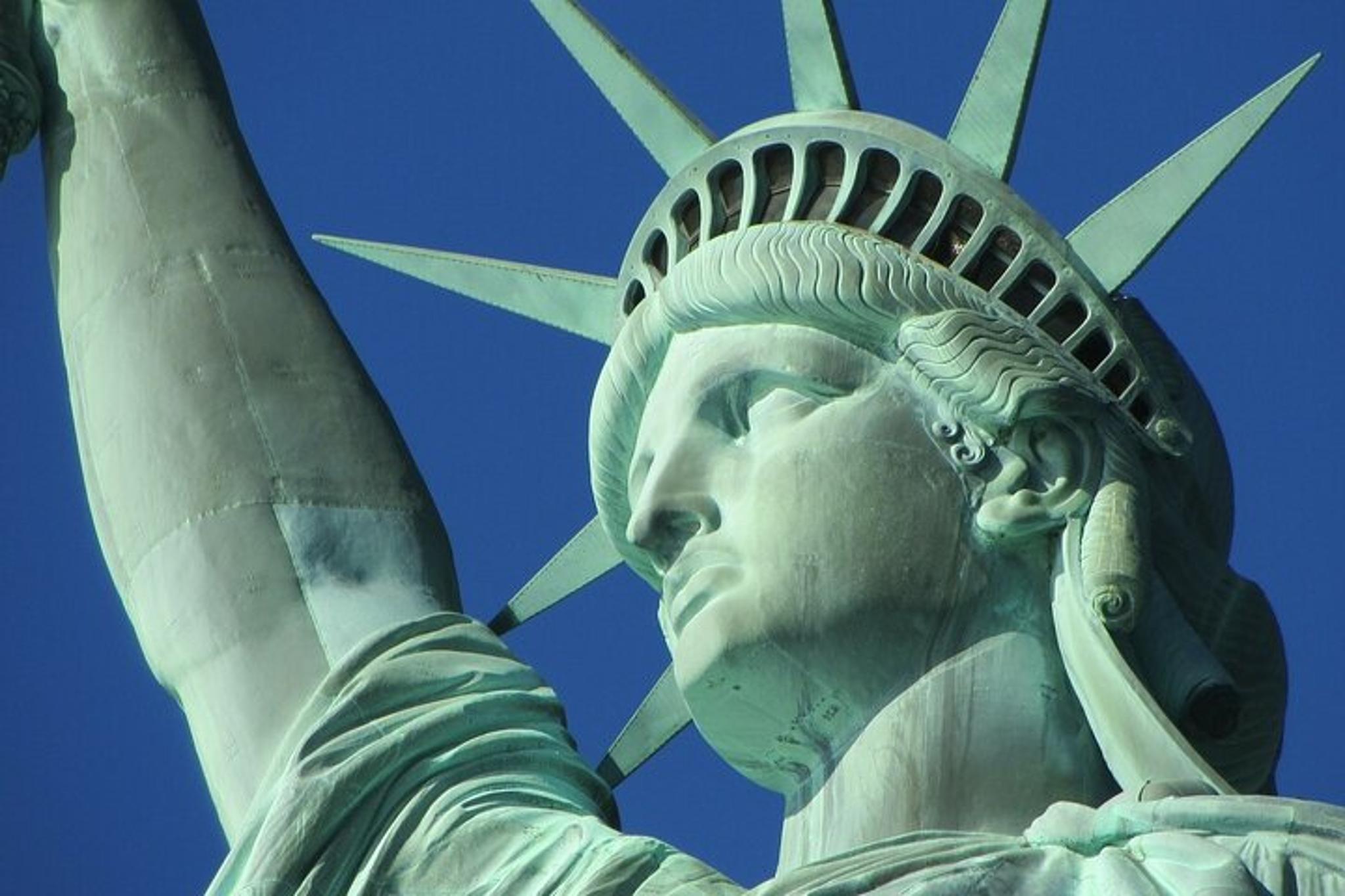 New York Statue of Liberty and Ellis Island Tour - Image 2