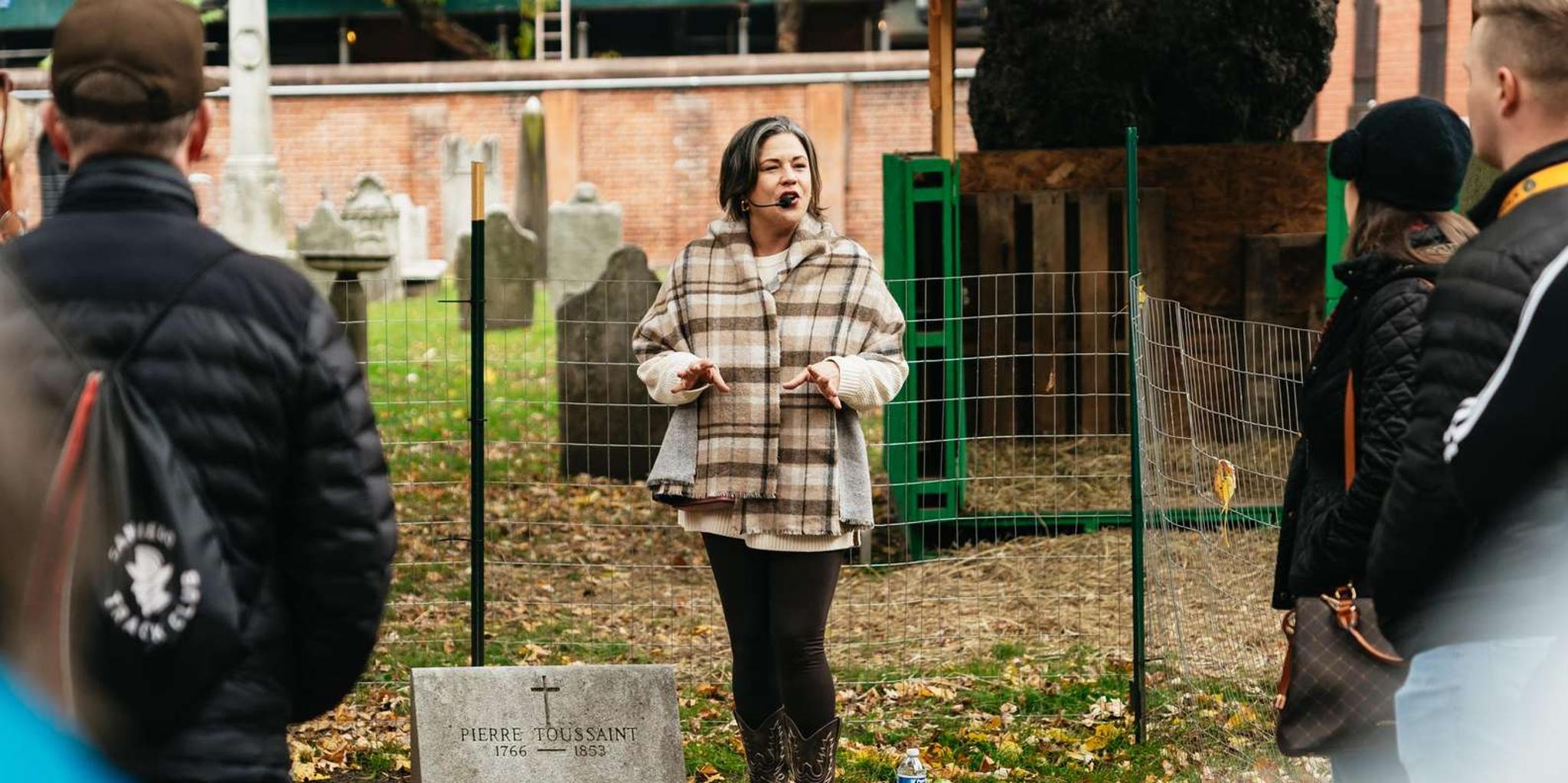 New York City Catacombs Tour by Candlelight - Image 3