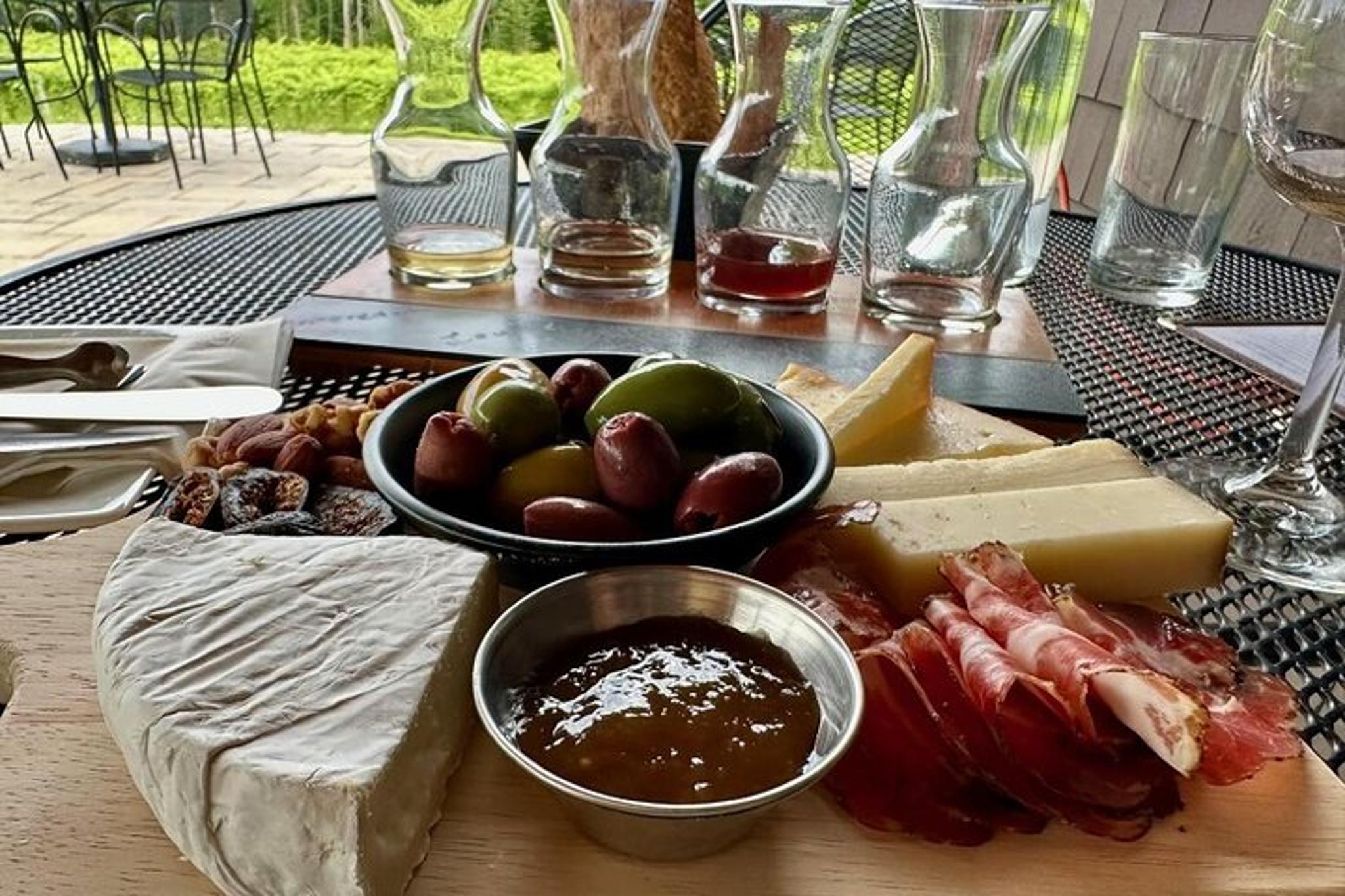 Vermont Wine & Cider Tour - Image 6