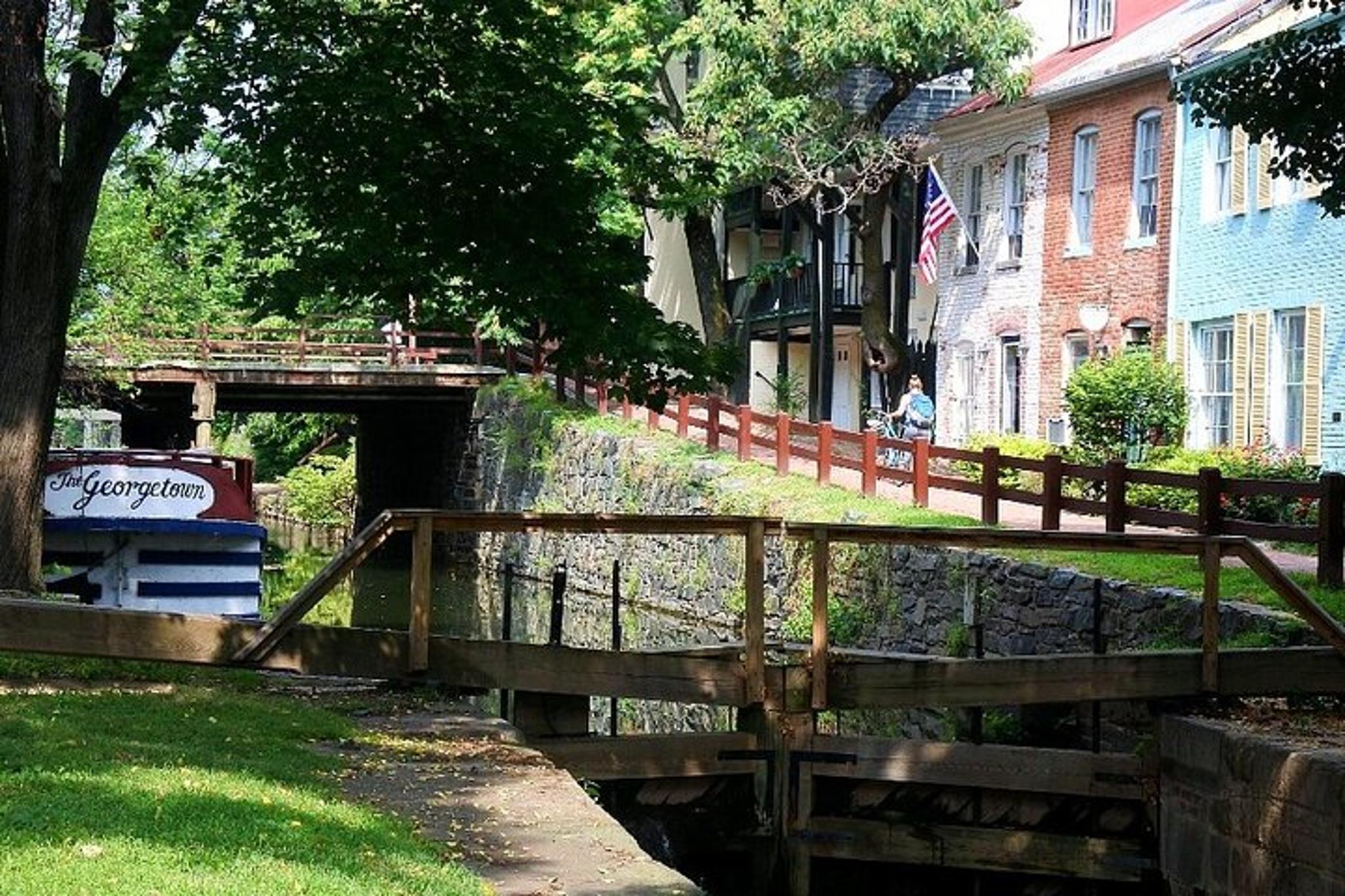 Washington D.C. Historic Georgetown Walking Tour 3 hr