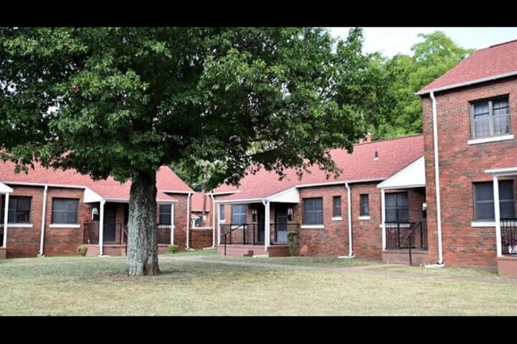 Birmingham Walking Tour of Dynamite Hill - Image 2