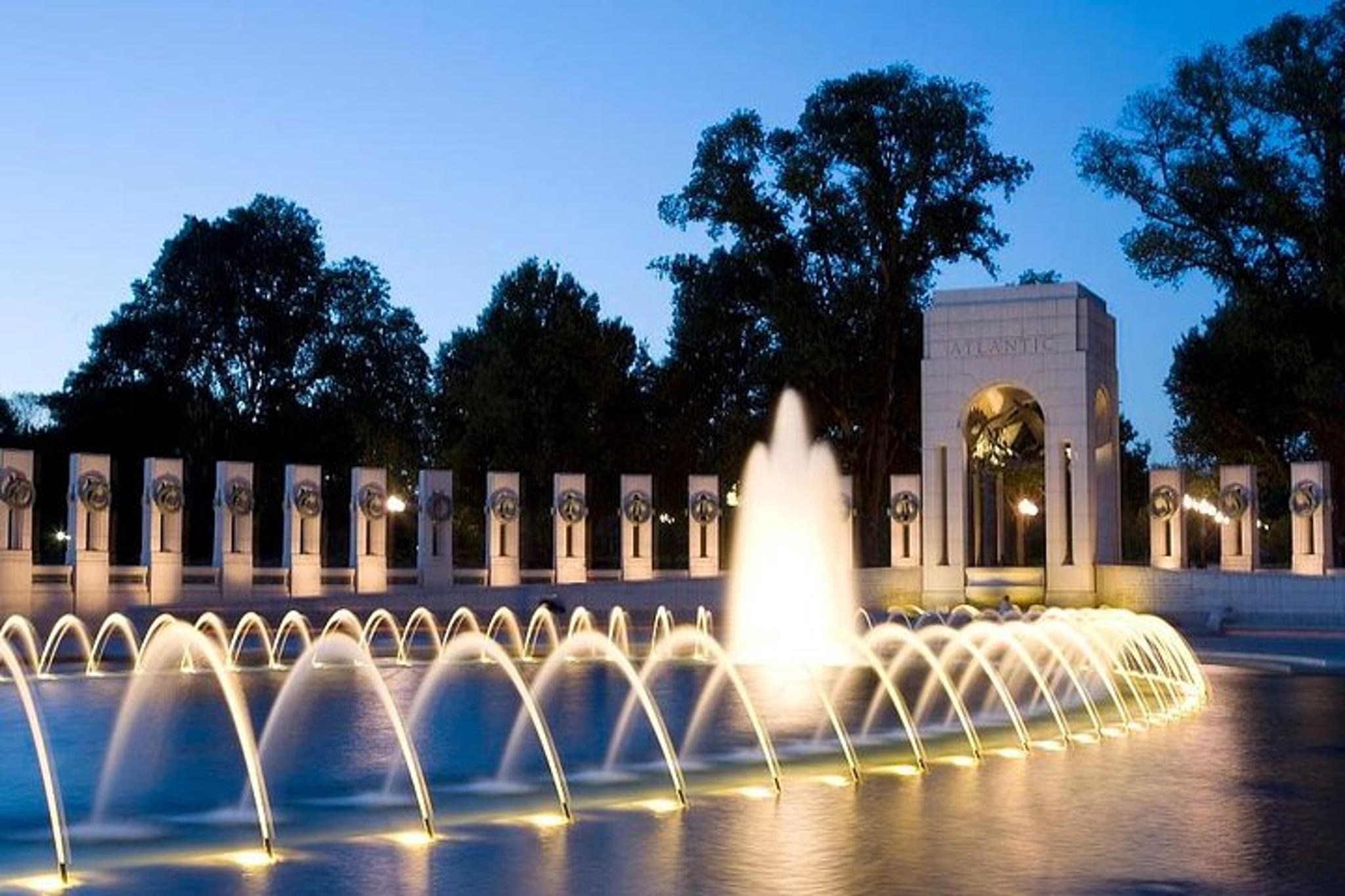 Washington DC Night Tour - Image 5