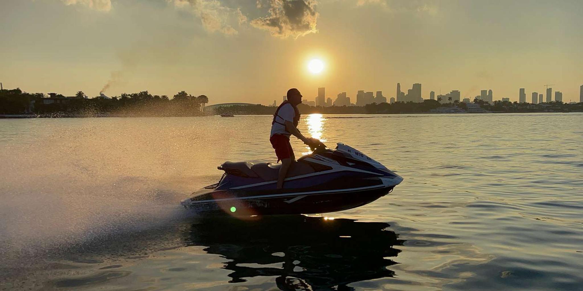 Miami Beach Scooter and Jet Ski Rentals - Image 3