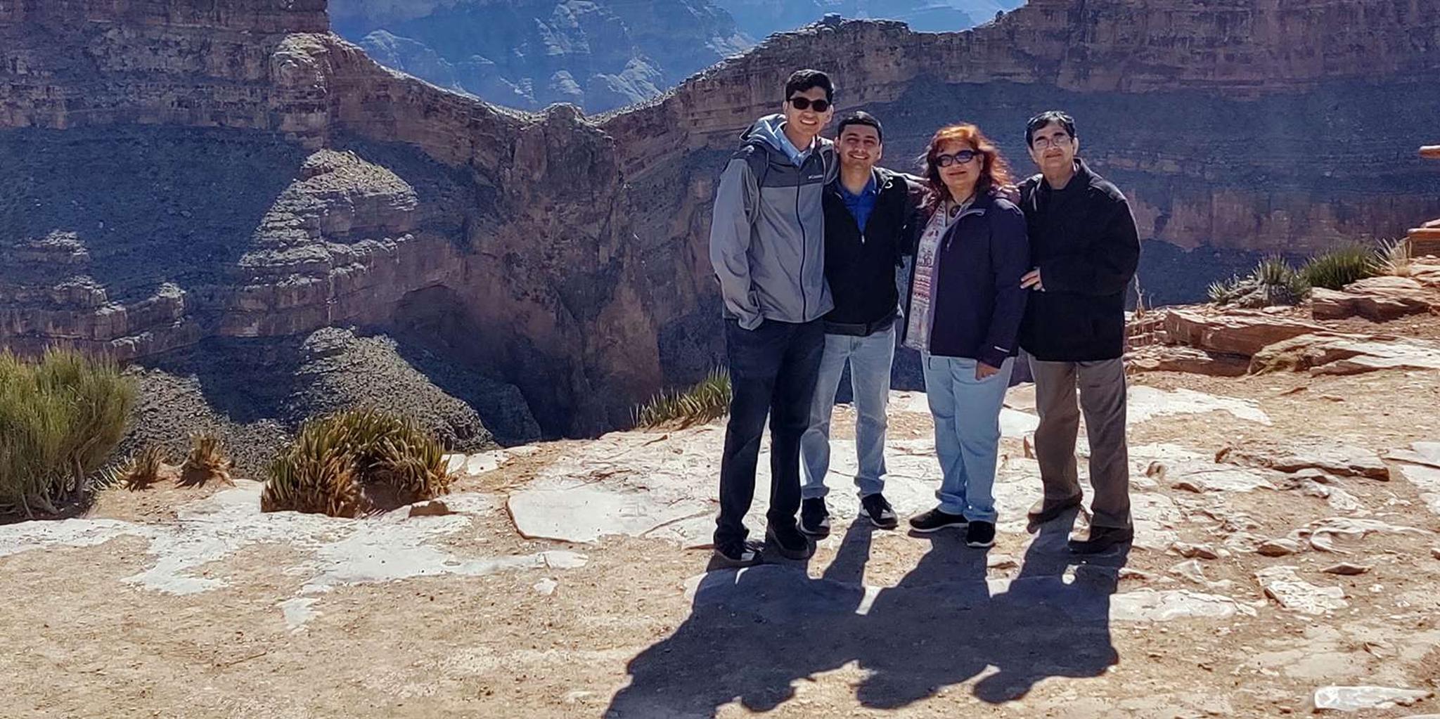 Las Vegas Grand Canyon West Tour with Skywalk - Image 3