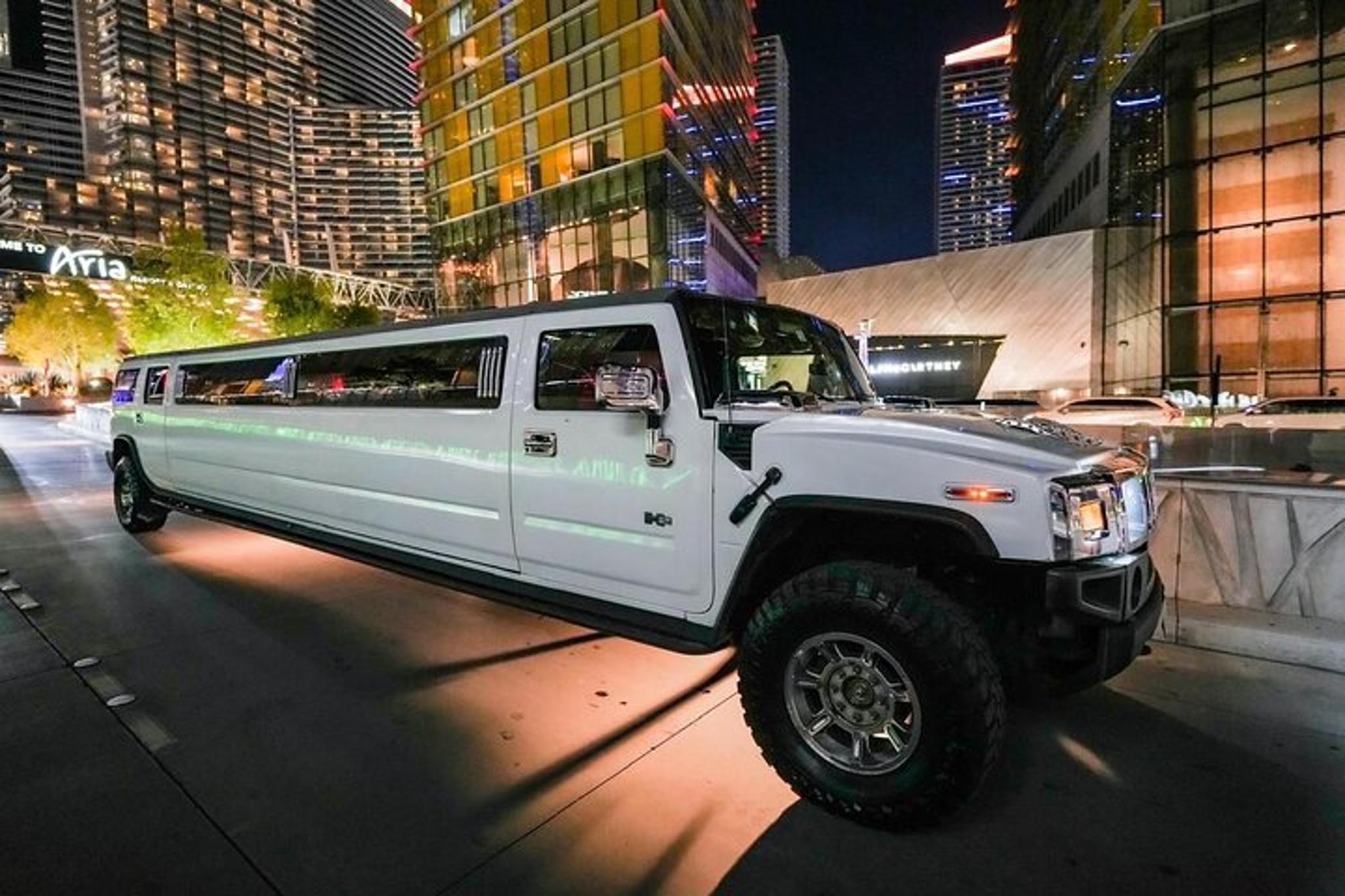 Las Vegas Limo Tour with Champagne and Nightclub Entry - Image 4