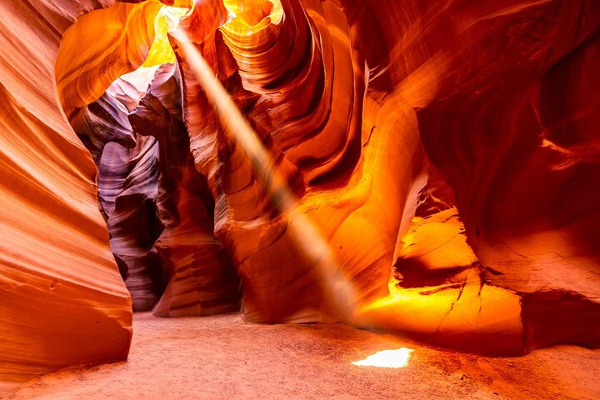 Antelope Canyon & Horseshoe Bend Small Group Tour - Image 3